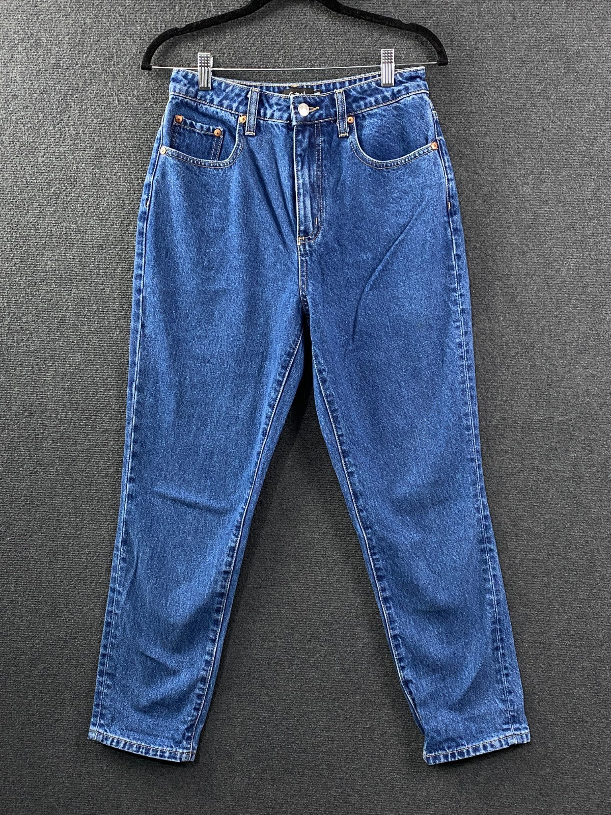 Product photograph [circular:c3781580d2a8c93b]