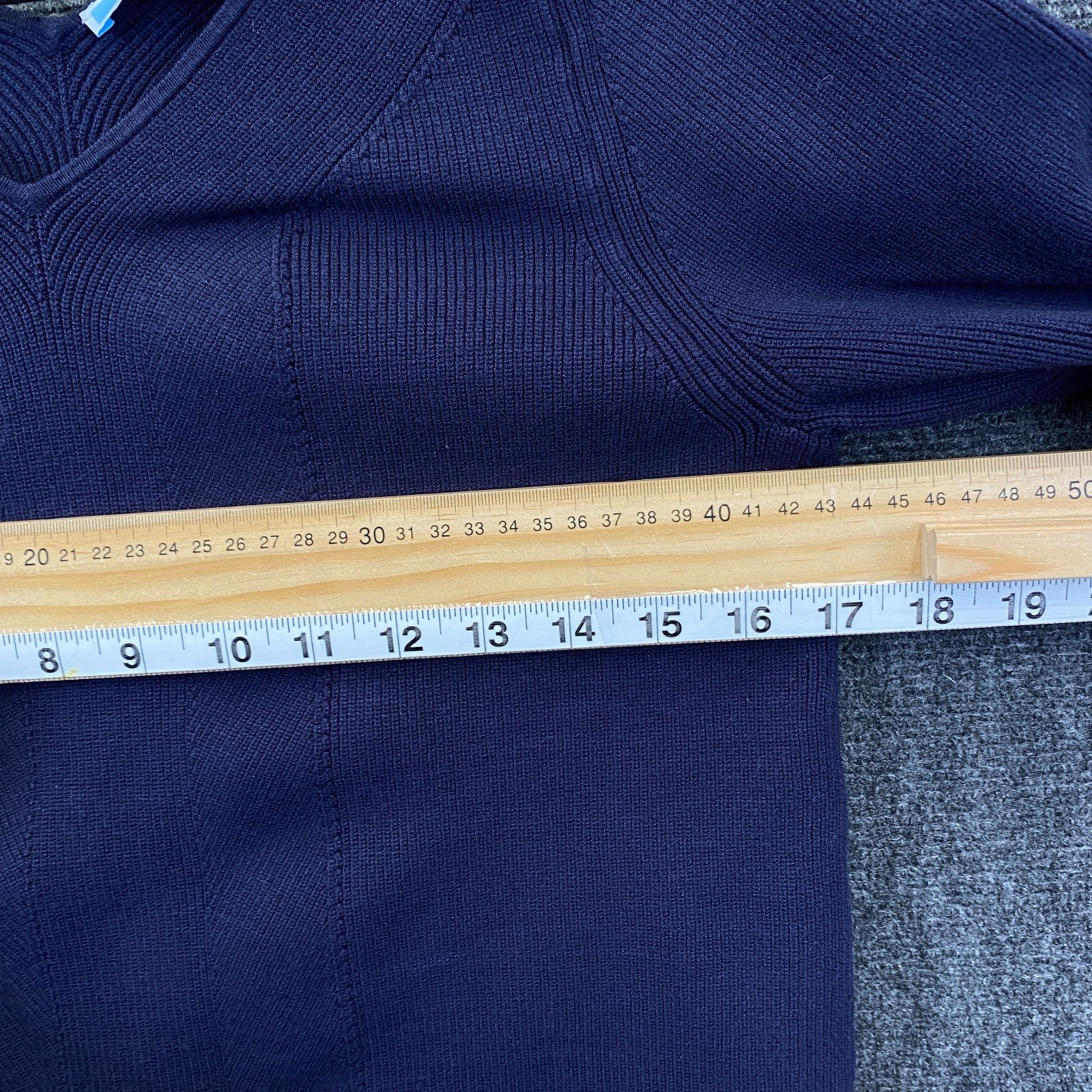Product photograph [circular:2c7c693e4cd64000]