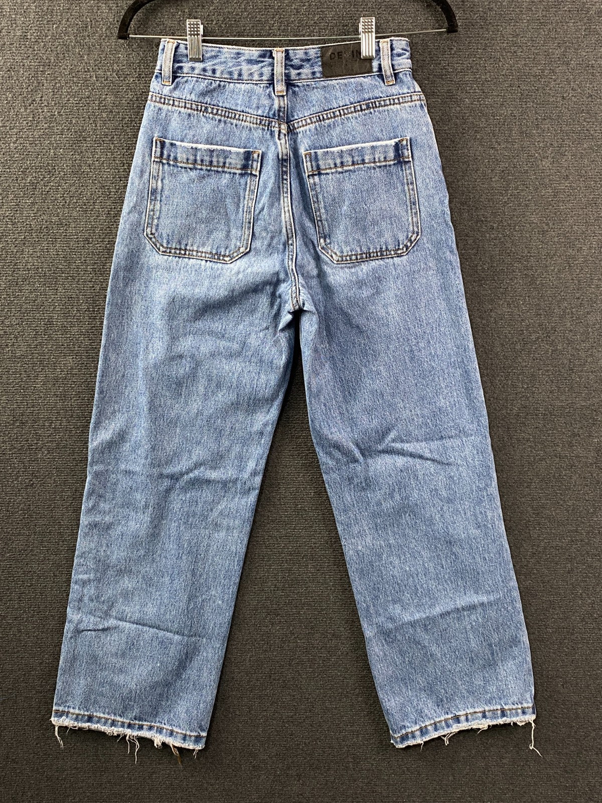 Product photograph [circular:8c3161254d3dbebe]