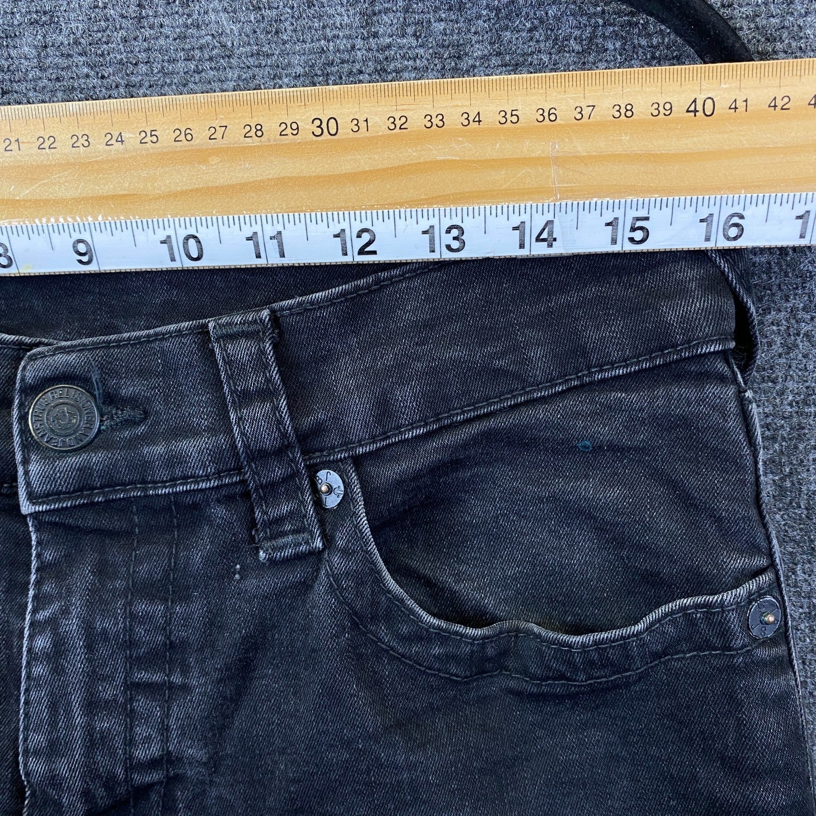 Product photograph [circular:031c8a0e1dfdc009]