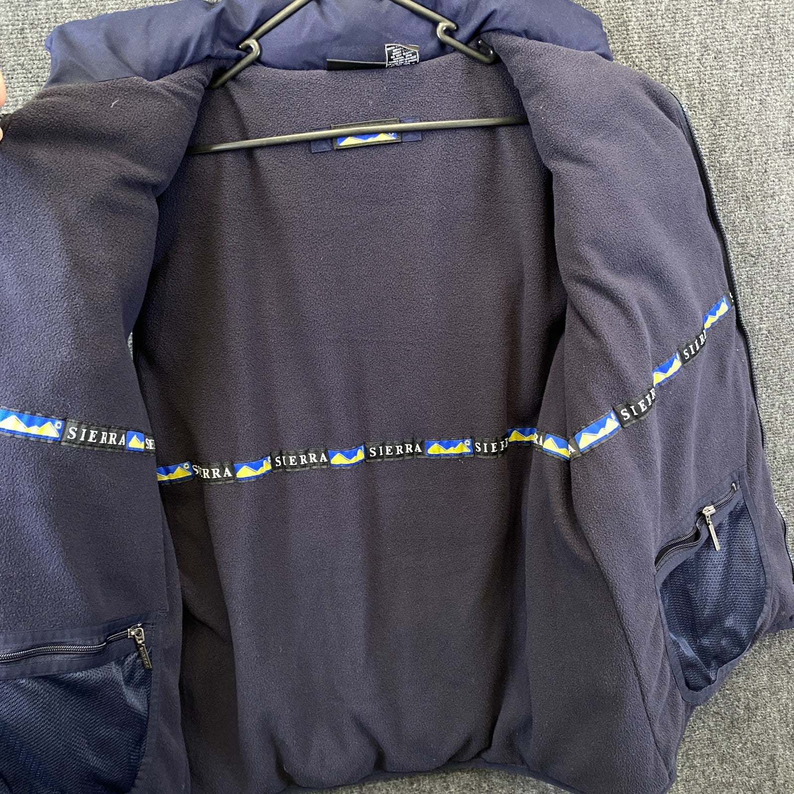 Product photograph [circular:0b76af774c65bdad]