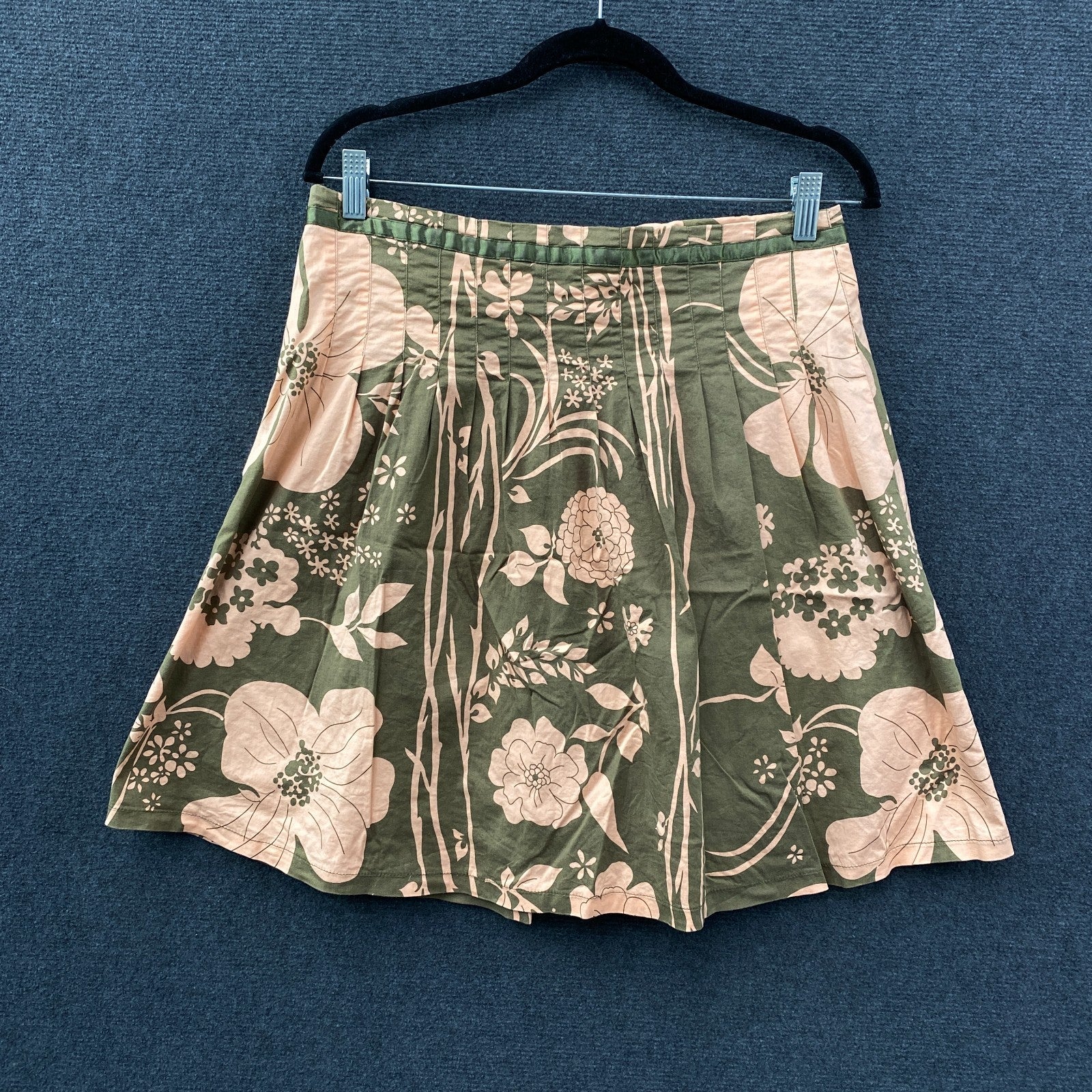 Product photograph [circular:e3e1a5f576a32649]