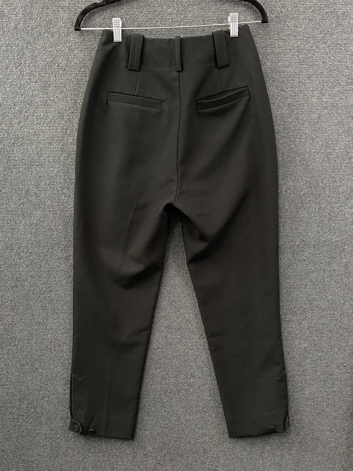 Product photograph [circular:f7d0c8a2c72a6f81]
