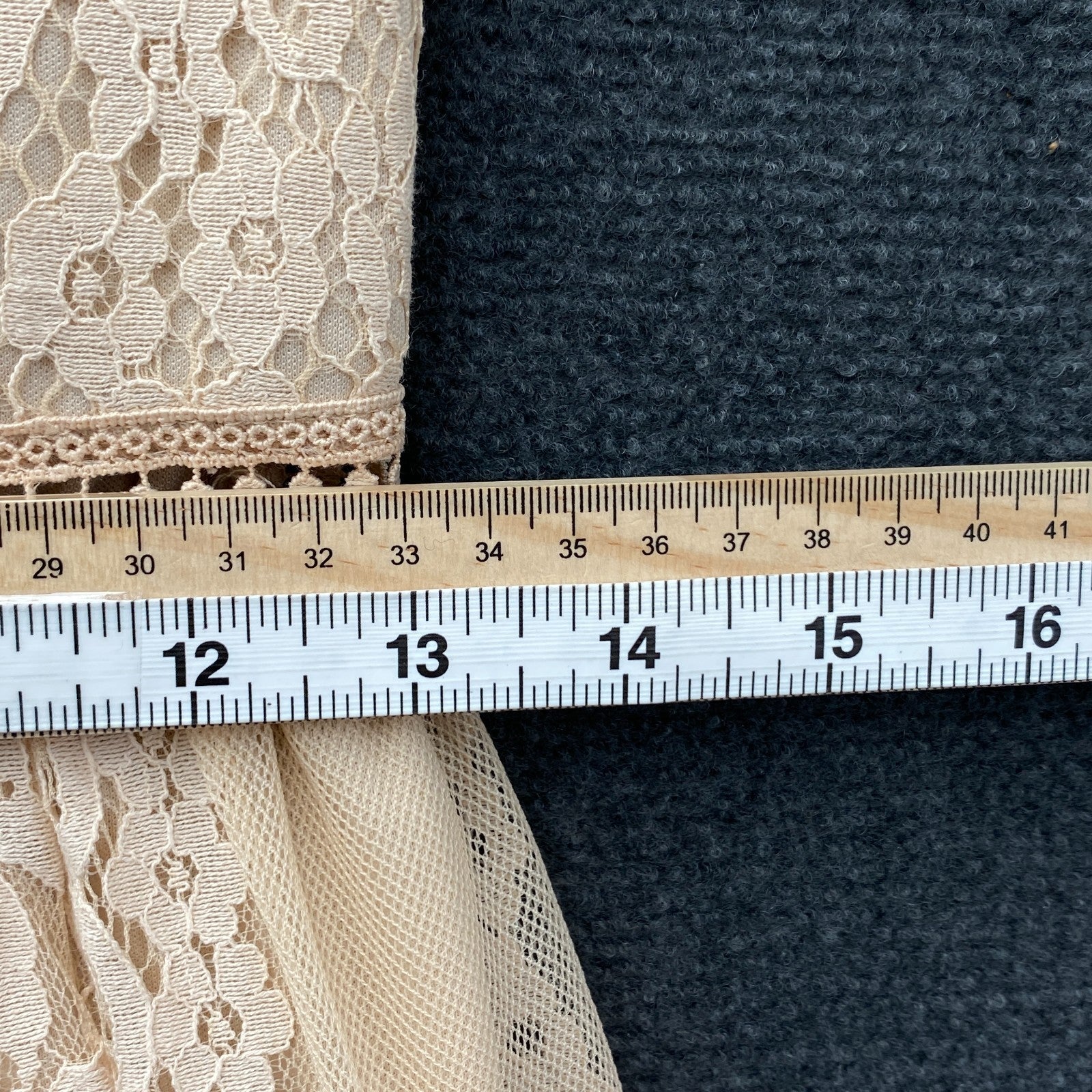 Product photograph [circular:aa8a44b591652ee4]