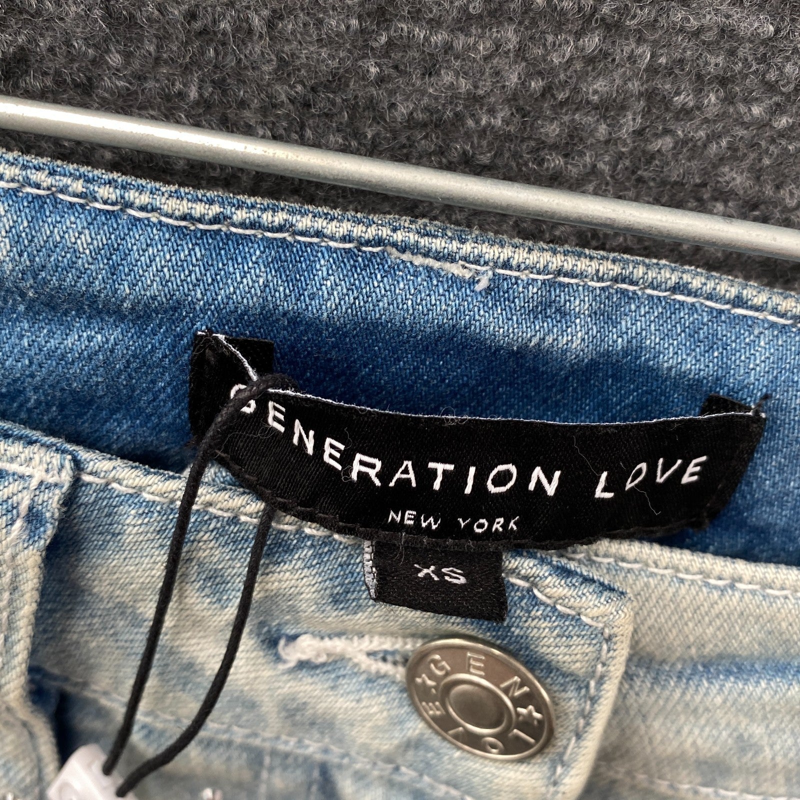 Product photograph [circular:5054a55fc943fee2]