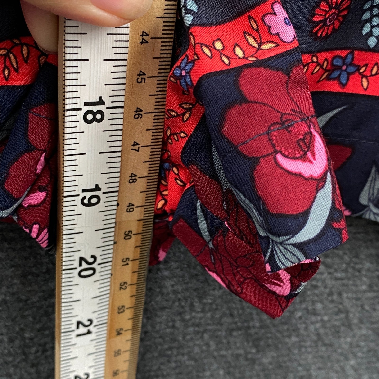 Product photograph [circular:fe4c7b42149f2e7d]