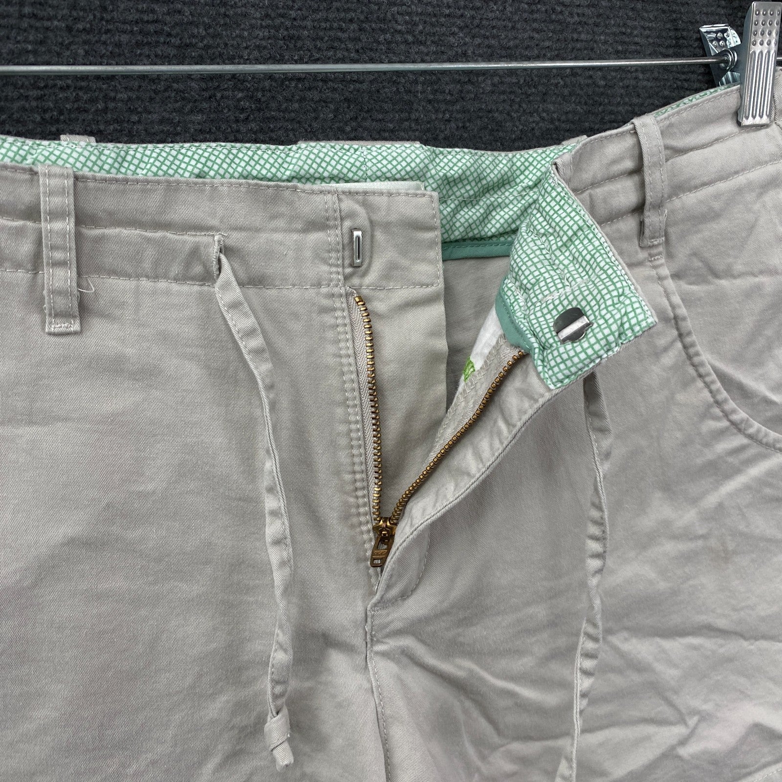 Product photograph [circular:2e2f6c0ac6ad07fe]