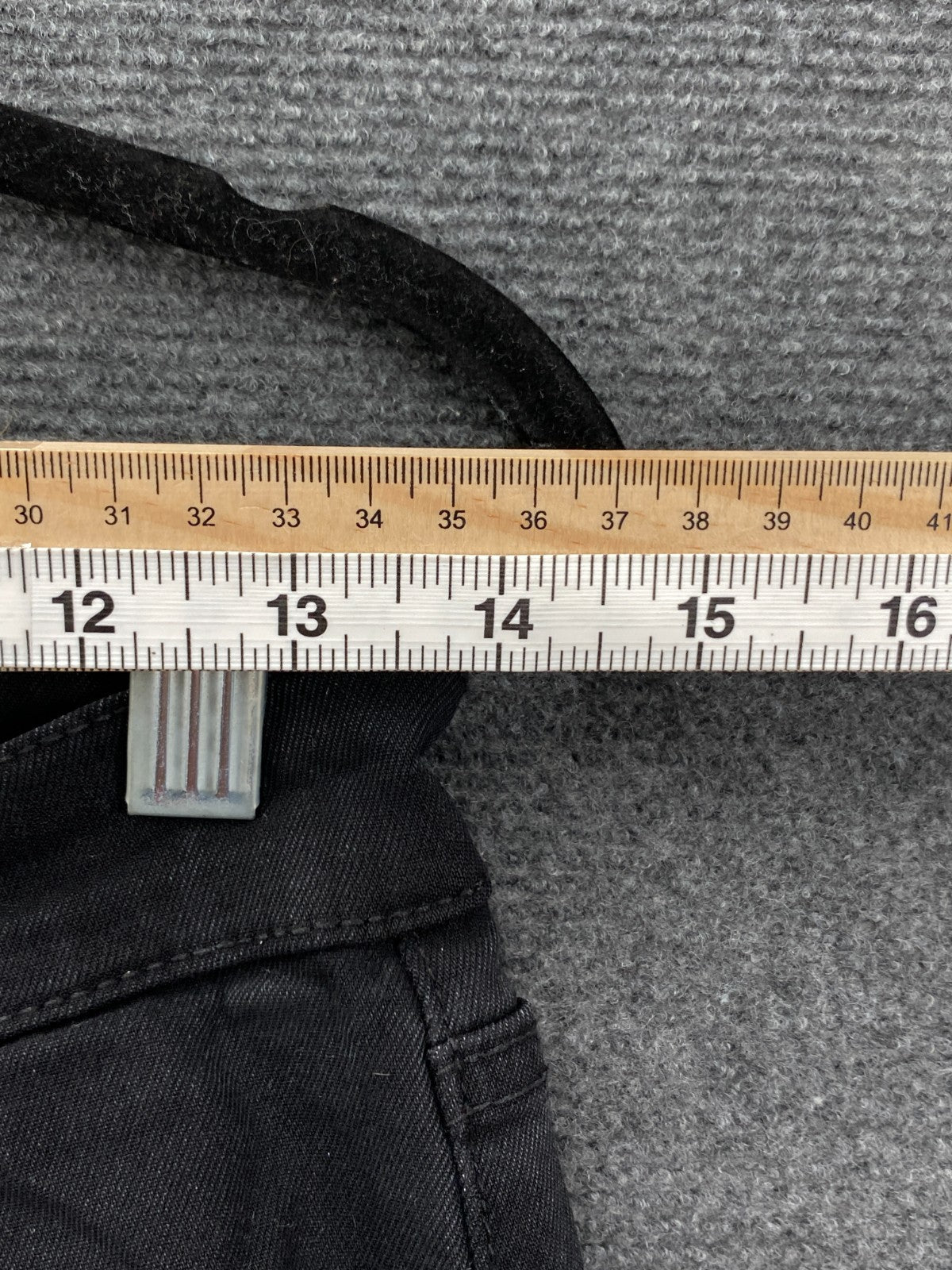 Product photograph [circular:f3d2d5d6cbe81daf]