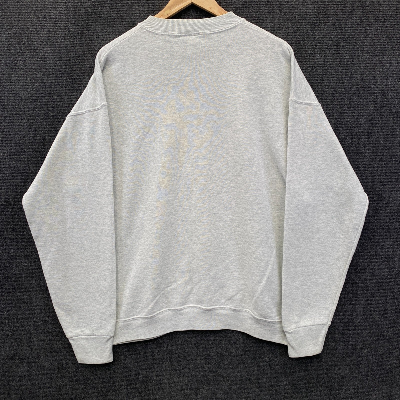 Product photograph [circular:3cedc3679581a6de]
