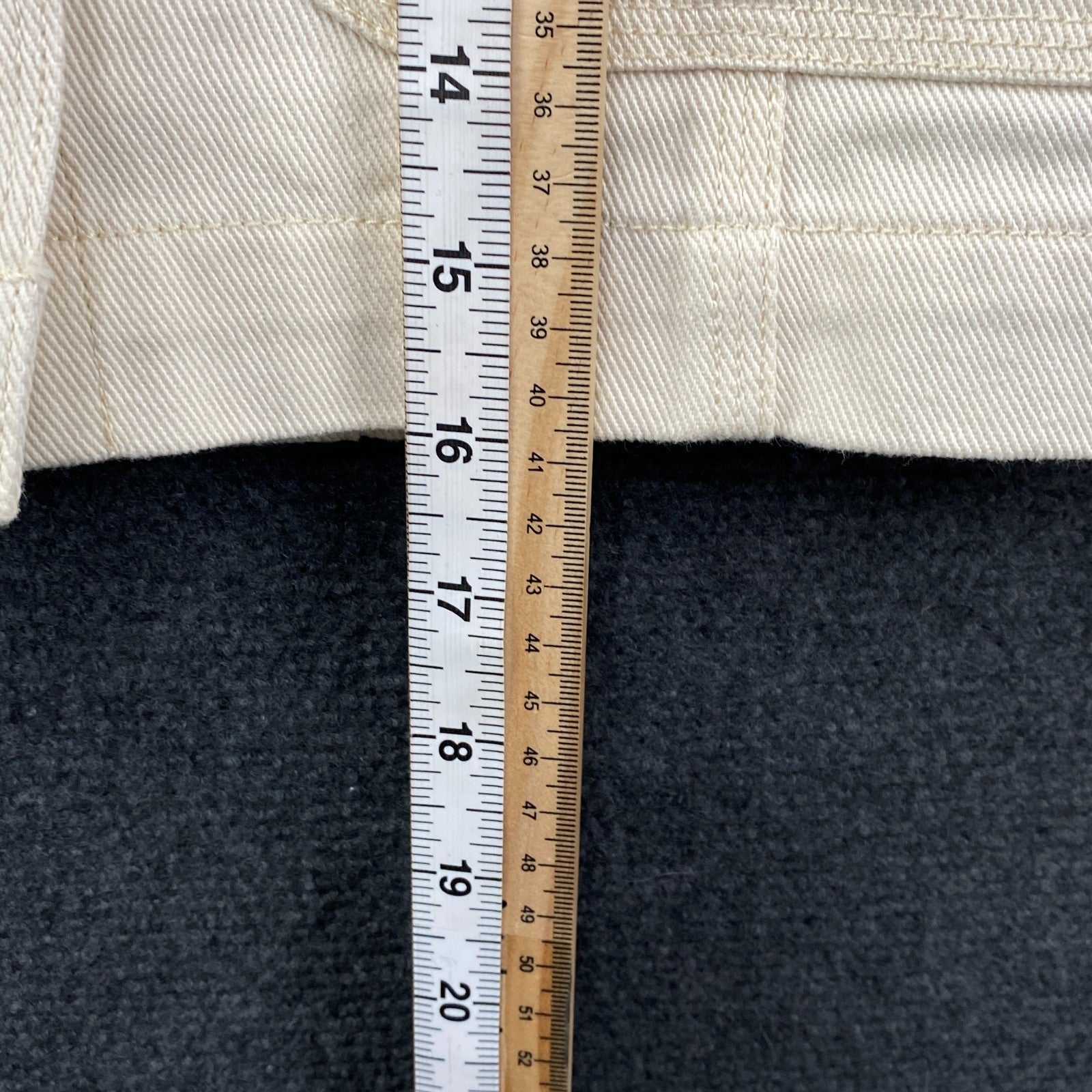 Product photograph [circular:595dbf6ba47bc8b3]
