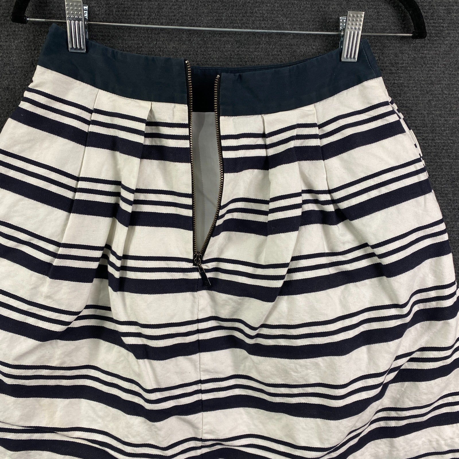 Product photograph [circular:51523592af025004]