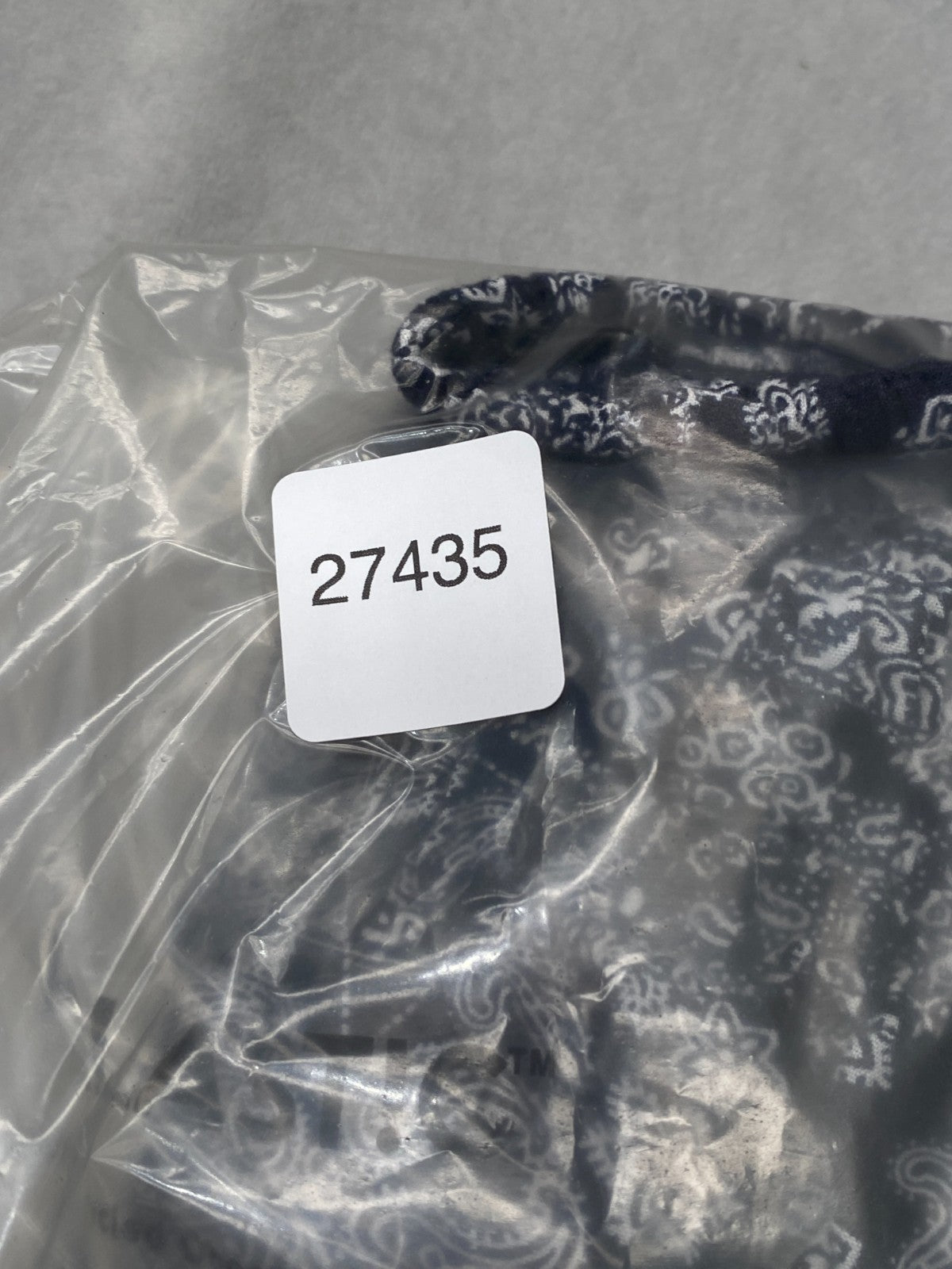 Product photograph [circular:85cda9d8856f8ff8]