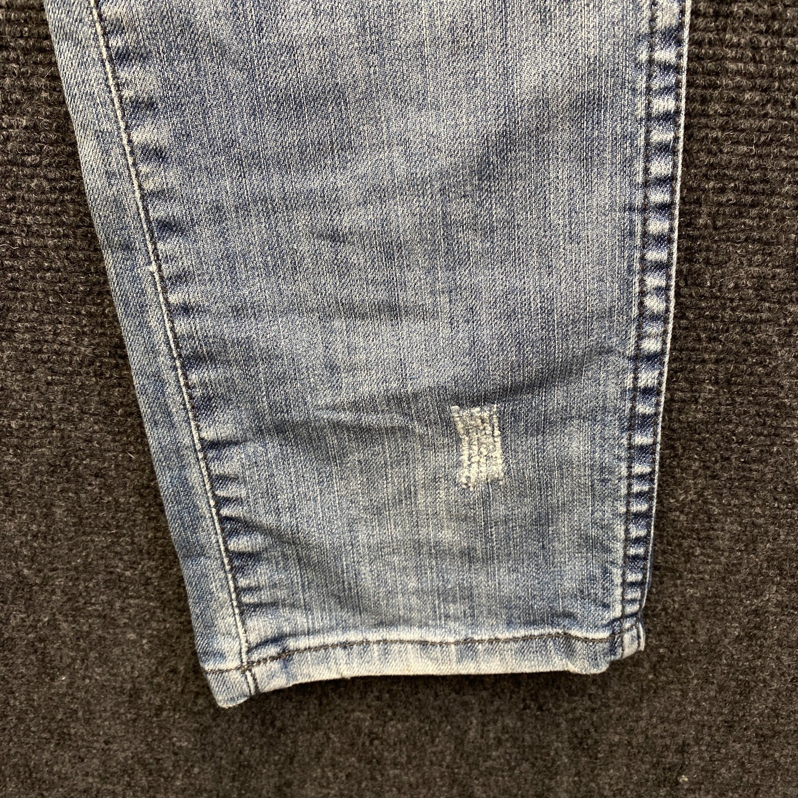 Product photograph [circular:3d27bd889053fbb1]