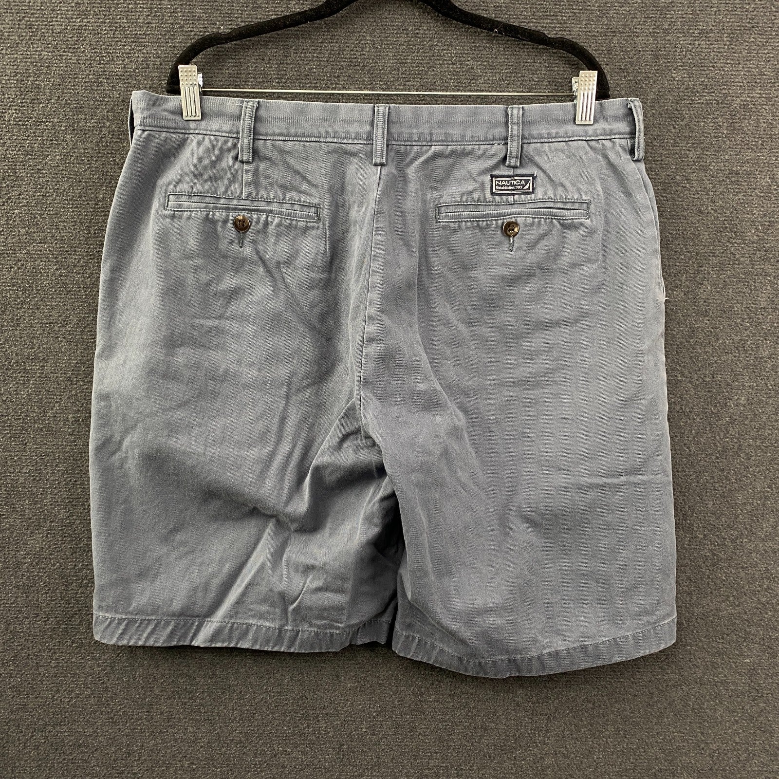 Product photograph [circular:58ed50b3f0556144]