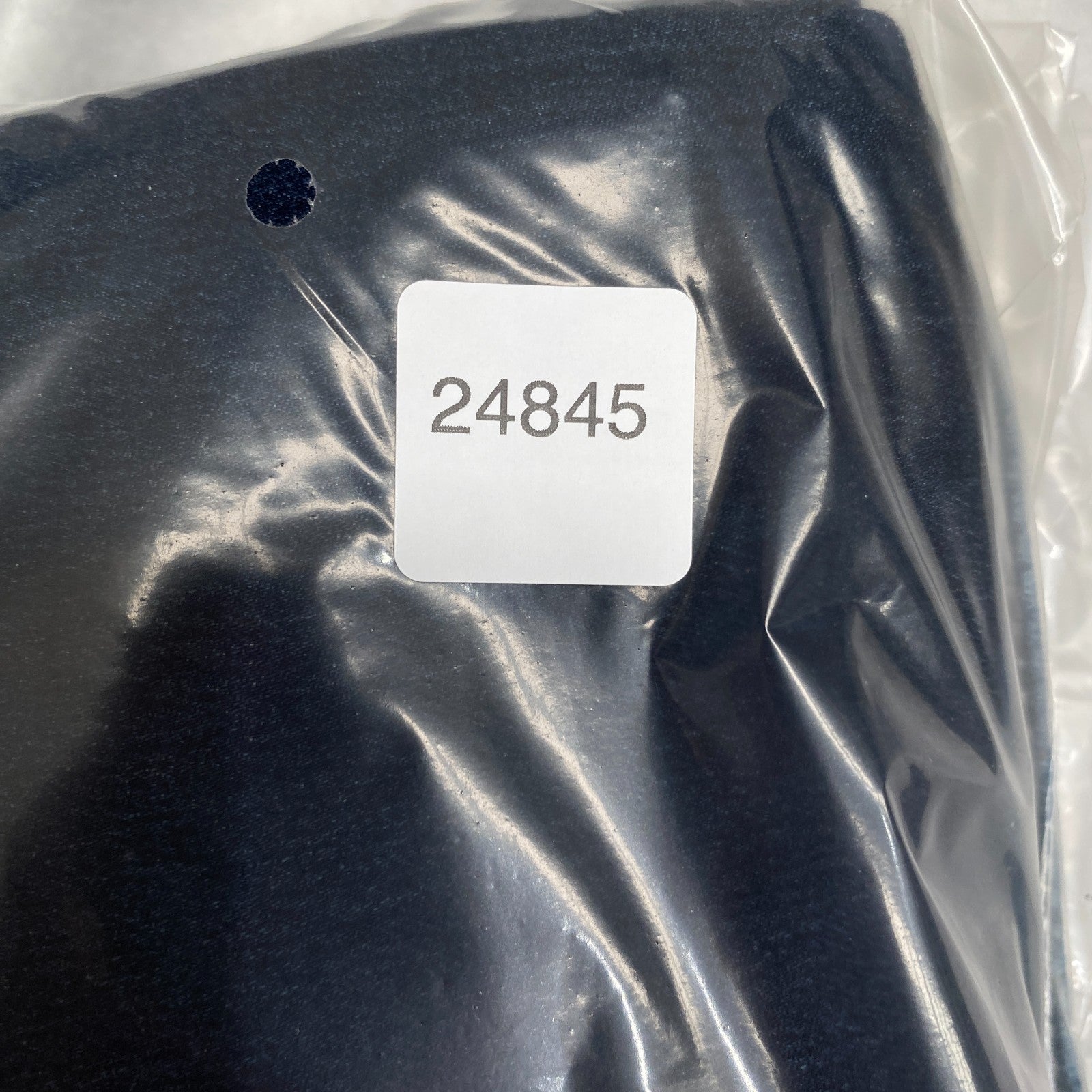 Product photograph [circular:5b3e1f96dc5dc800]