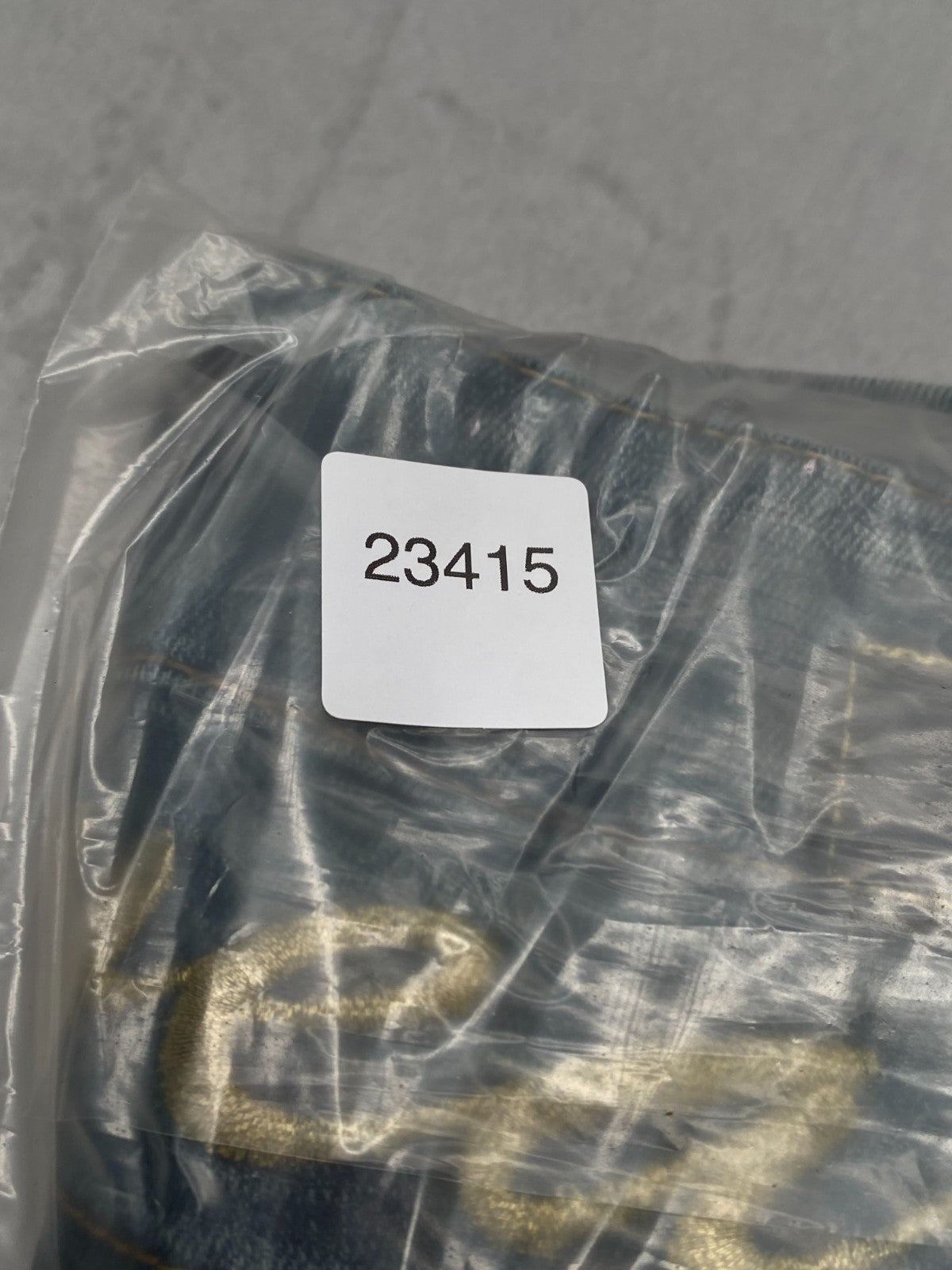 Product photograph [circular:b42c2aa8ac71bcd1]