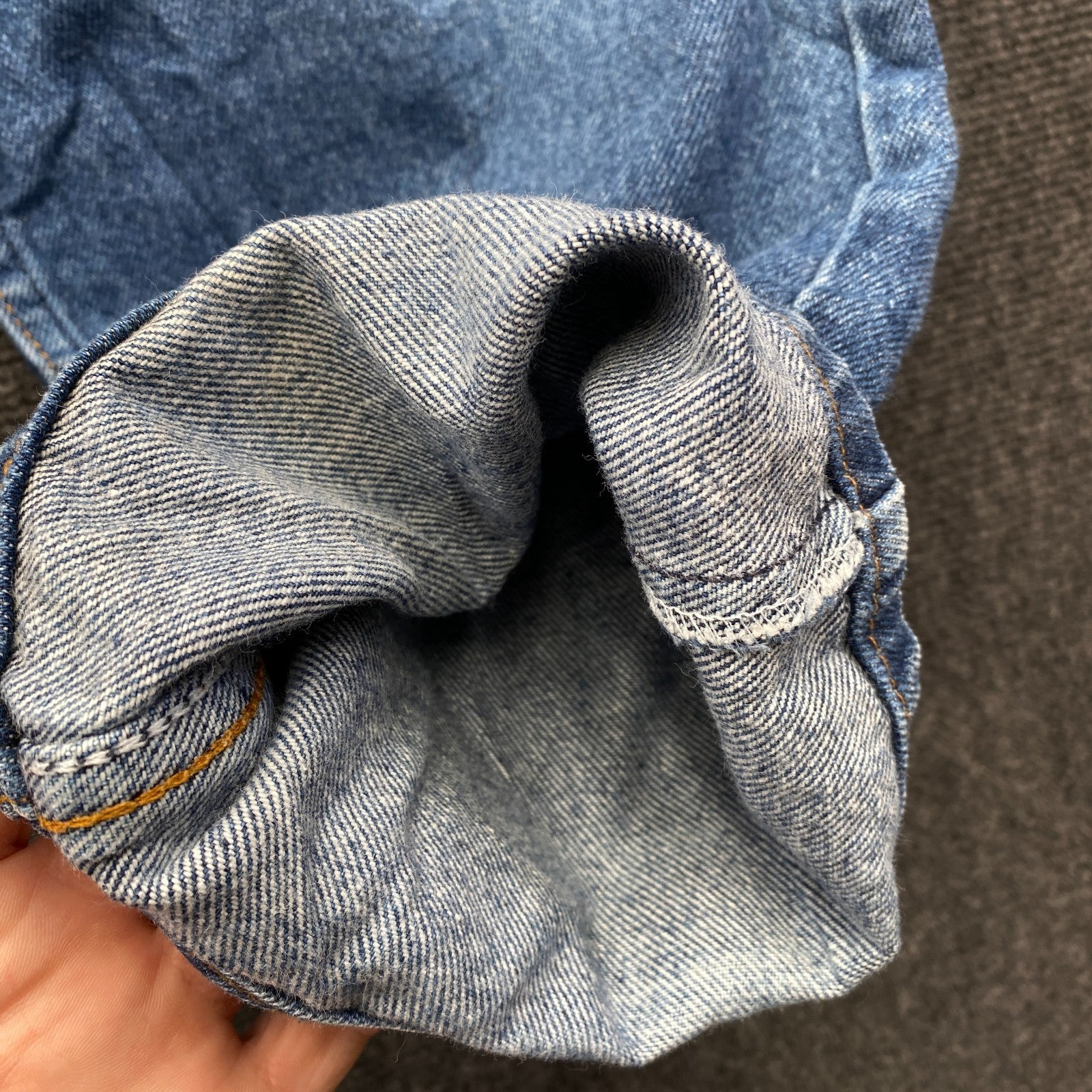 Product photograph [circular:3750285b523b065f]