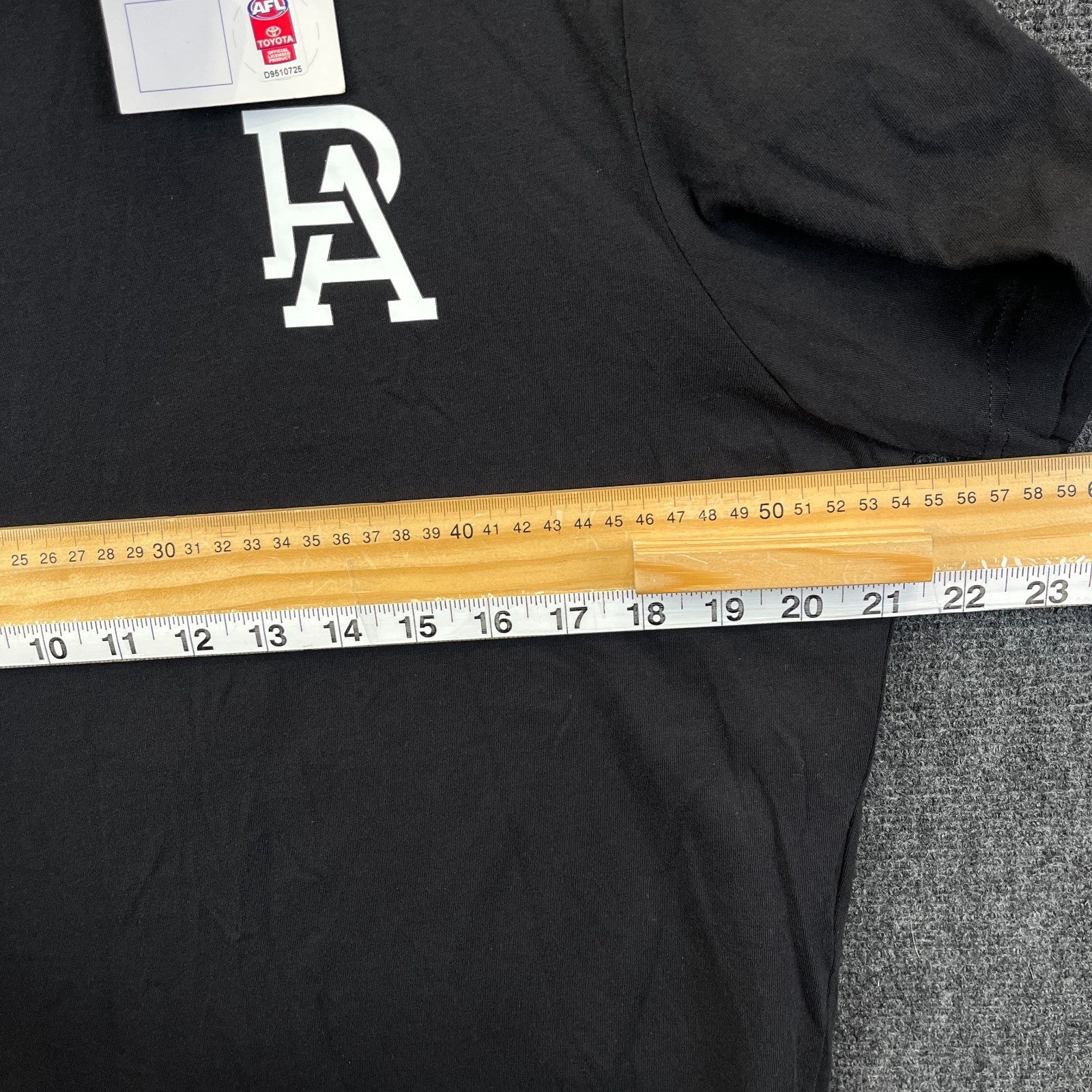 Product photograph [circular:f6b5641cca74dbf4]