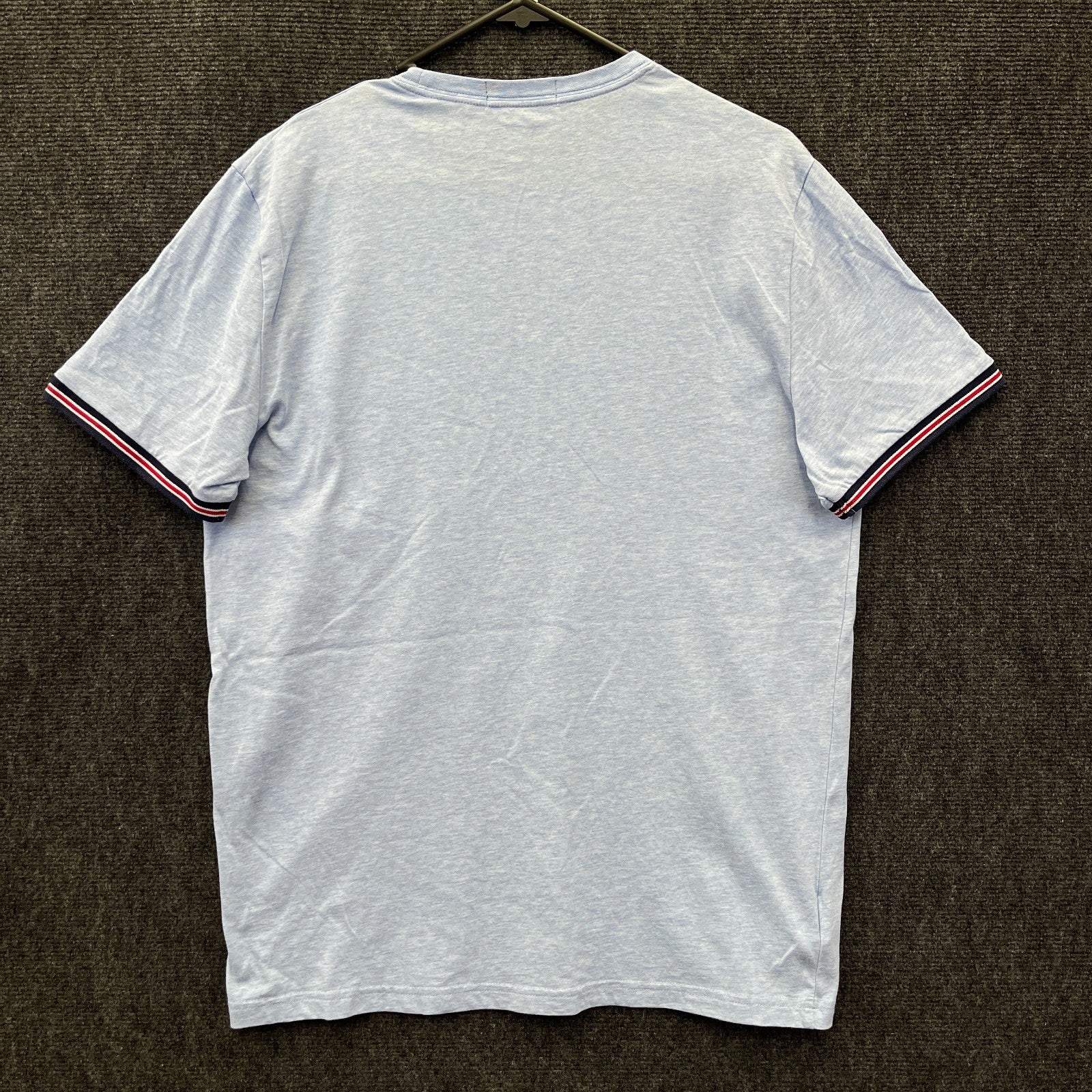 Product photograph [circular:409b3d628bd9103a]