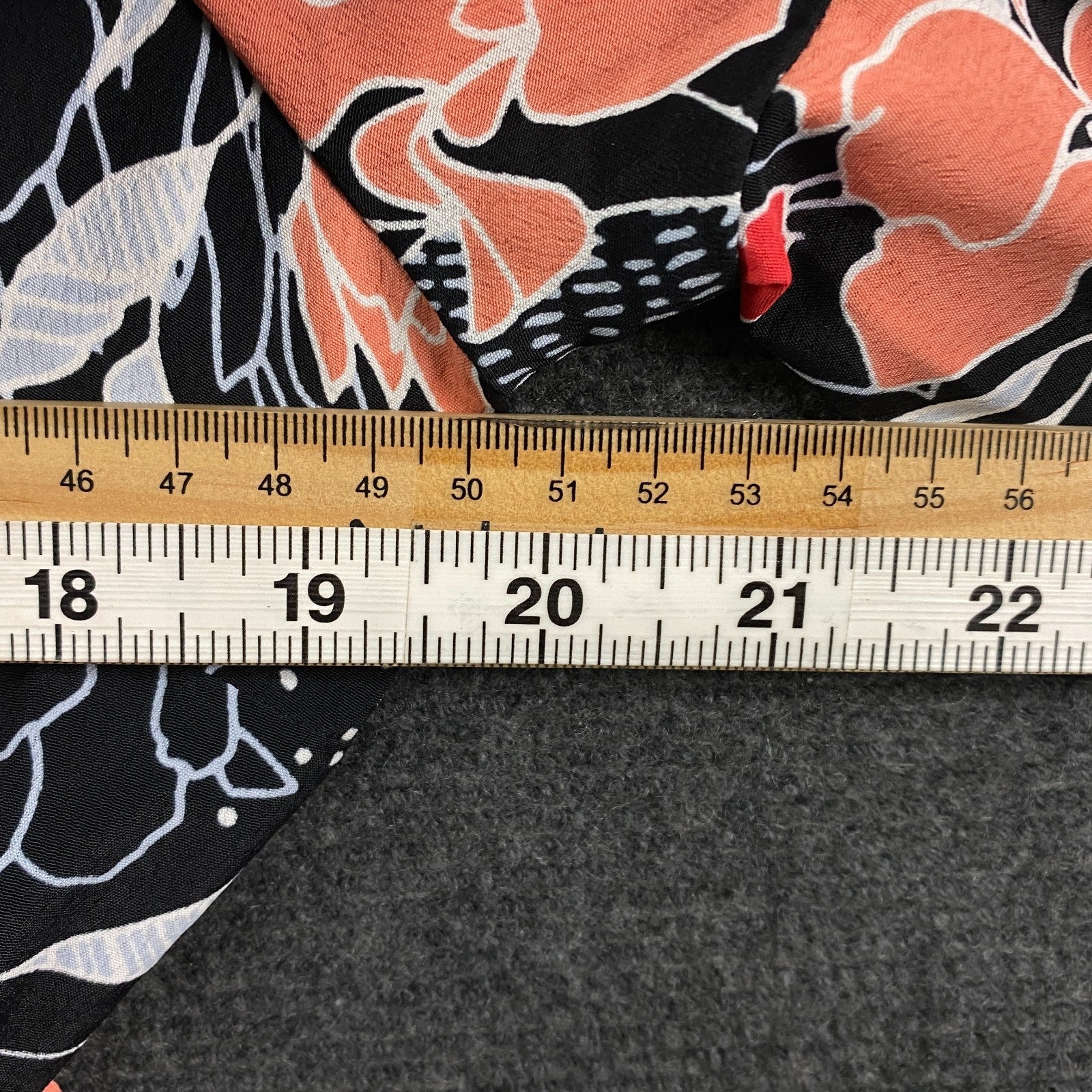 Product photograph [circular:be558b3337caf830]