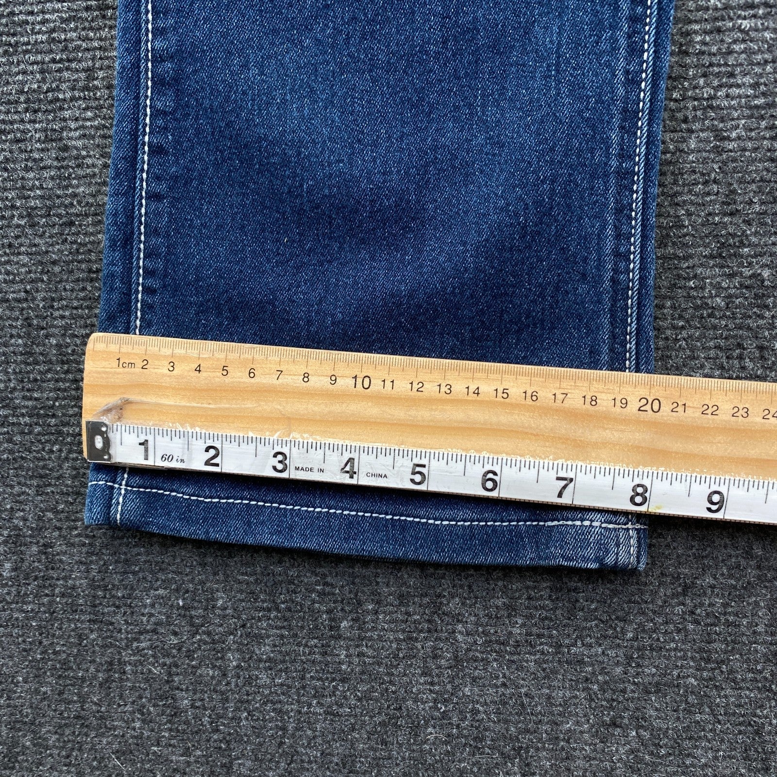 Product photograph [circular:7f6bda2baaeadc02]