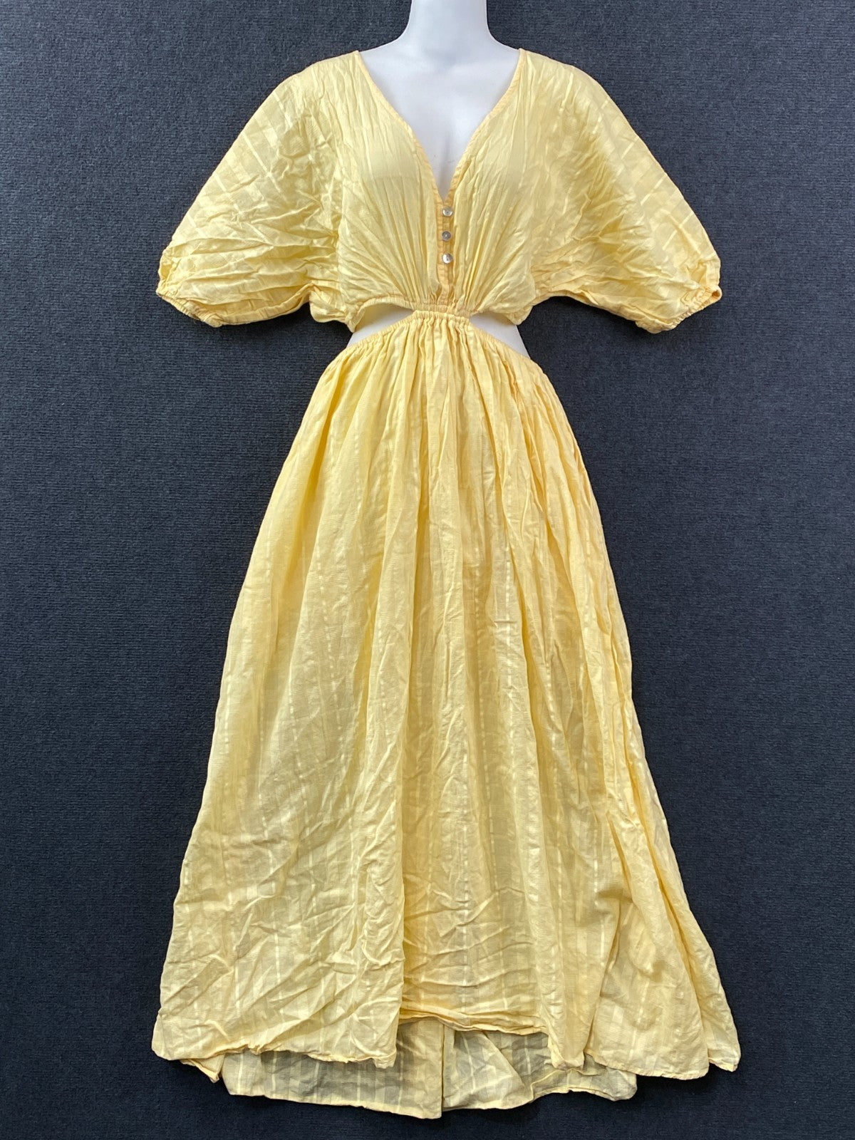 Product photograph [circular:9c05d4f6f627de42]
