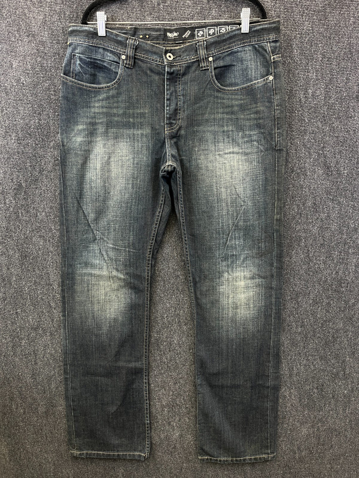 Product photograph [circular:ff8baa1fc9330fe0]