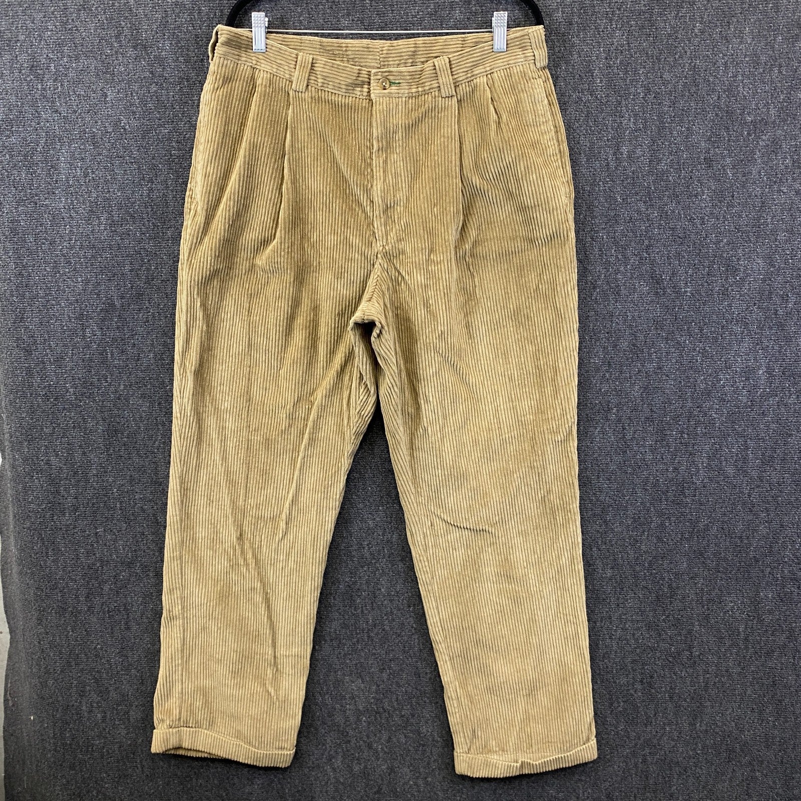 Product photograph [circular:b8d4b582de0a7225]