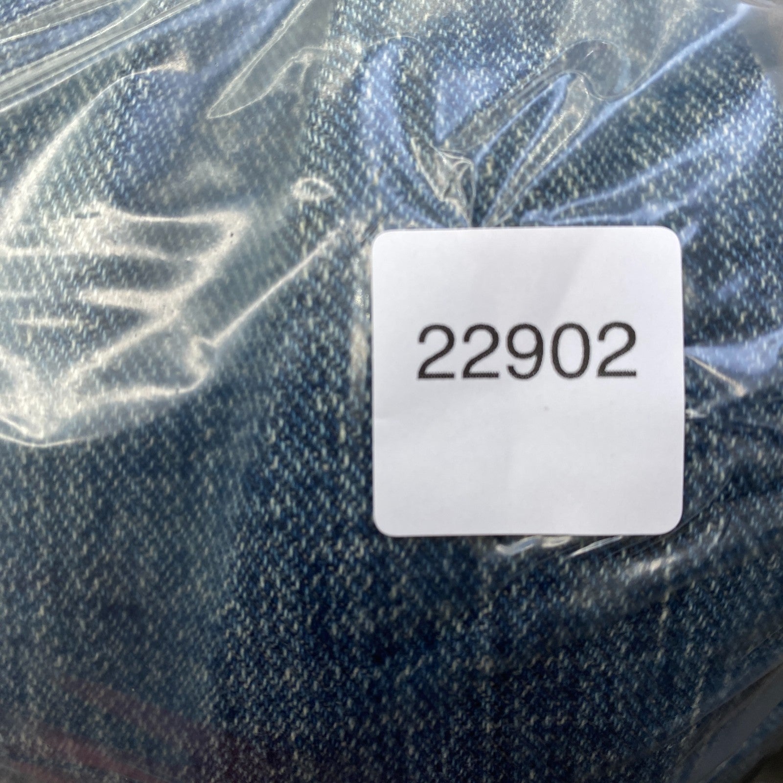 Product photograph [circular:116fe8007538667f]