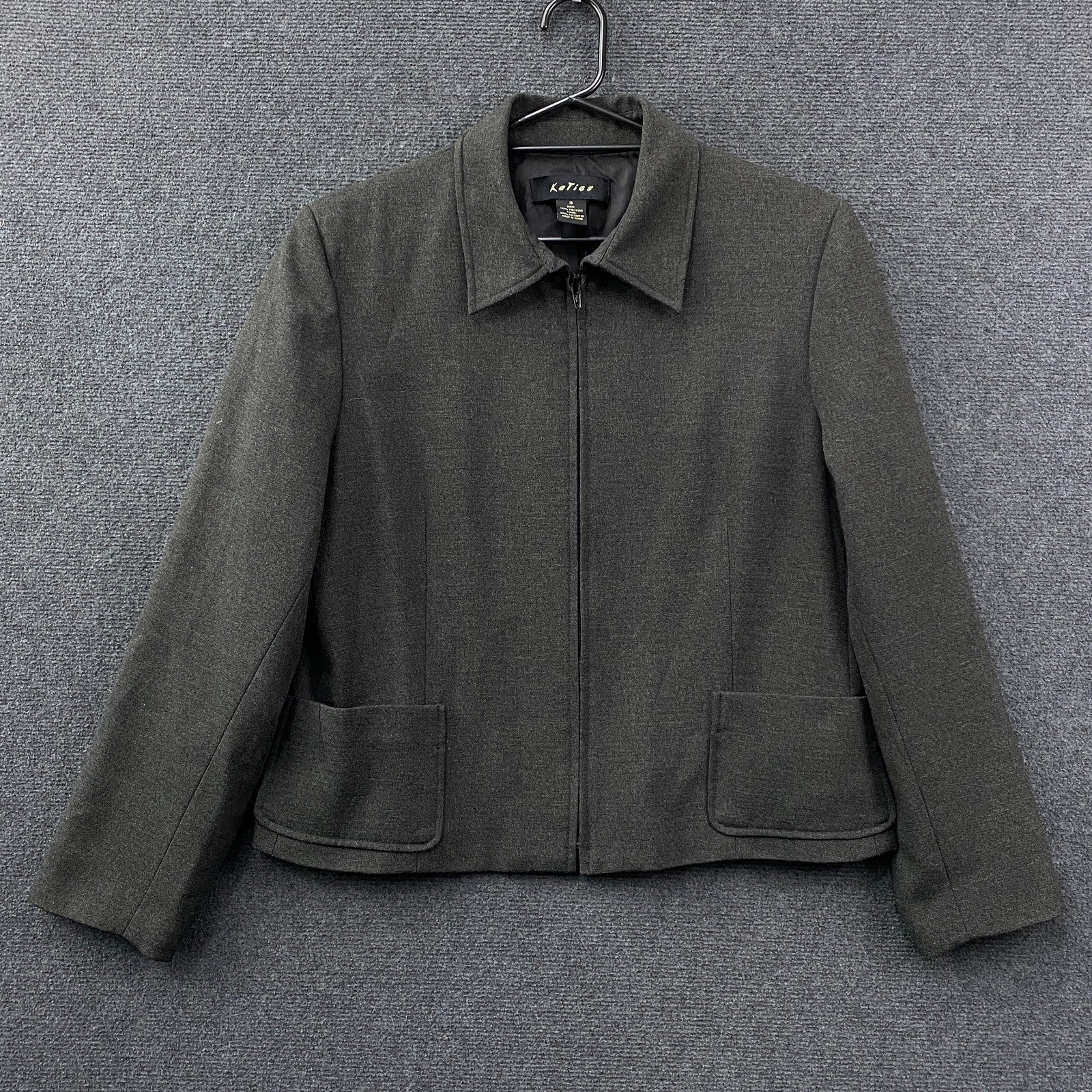 Product photograph [circular:41d4deb2696809e4]