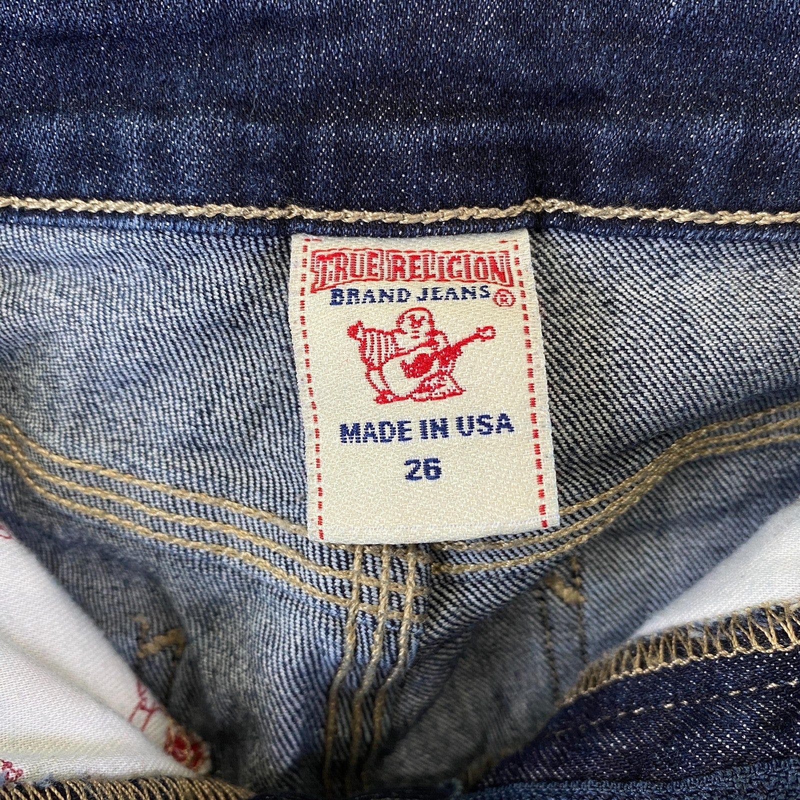 Product photograph [circular:26d0101d4d3e2552]