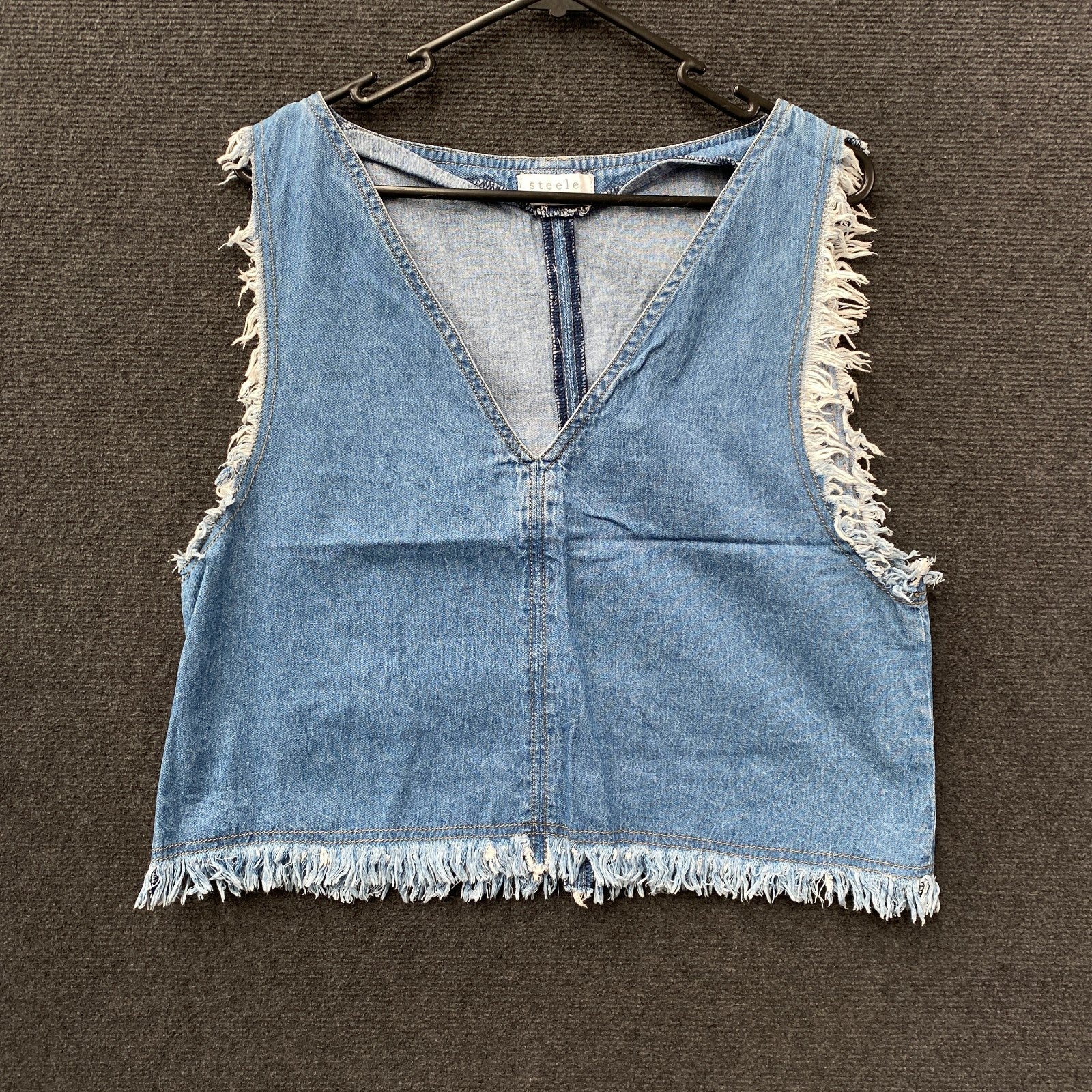 Product photograph [circular:f6862623dca2b680]