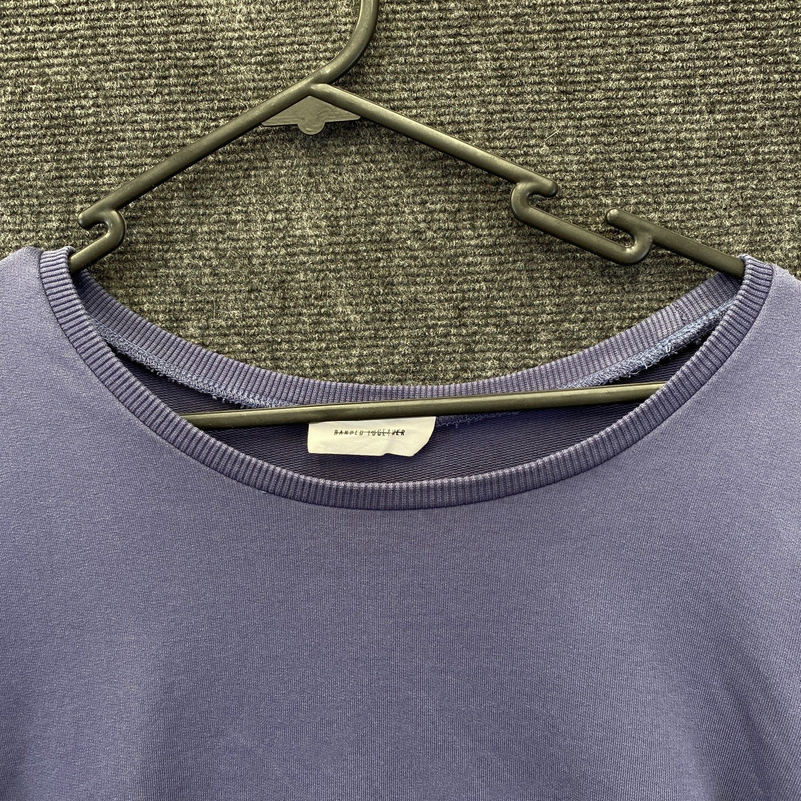 Product photograph [circular:5d32615df7844df1]