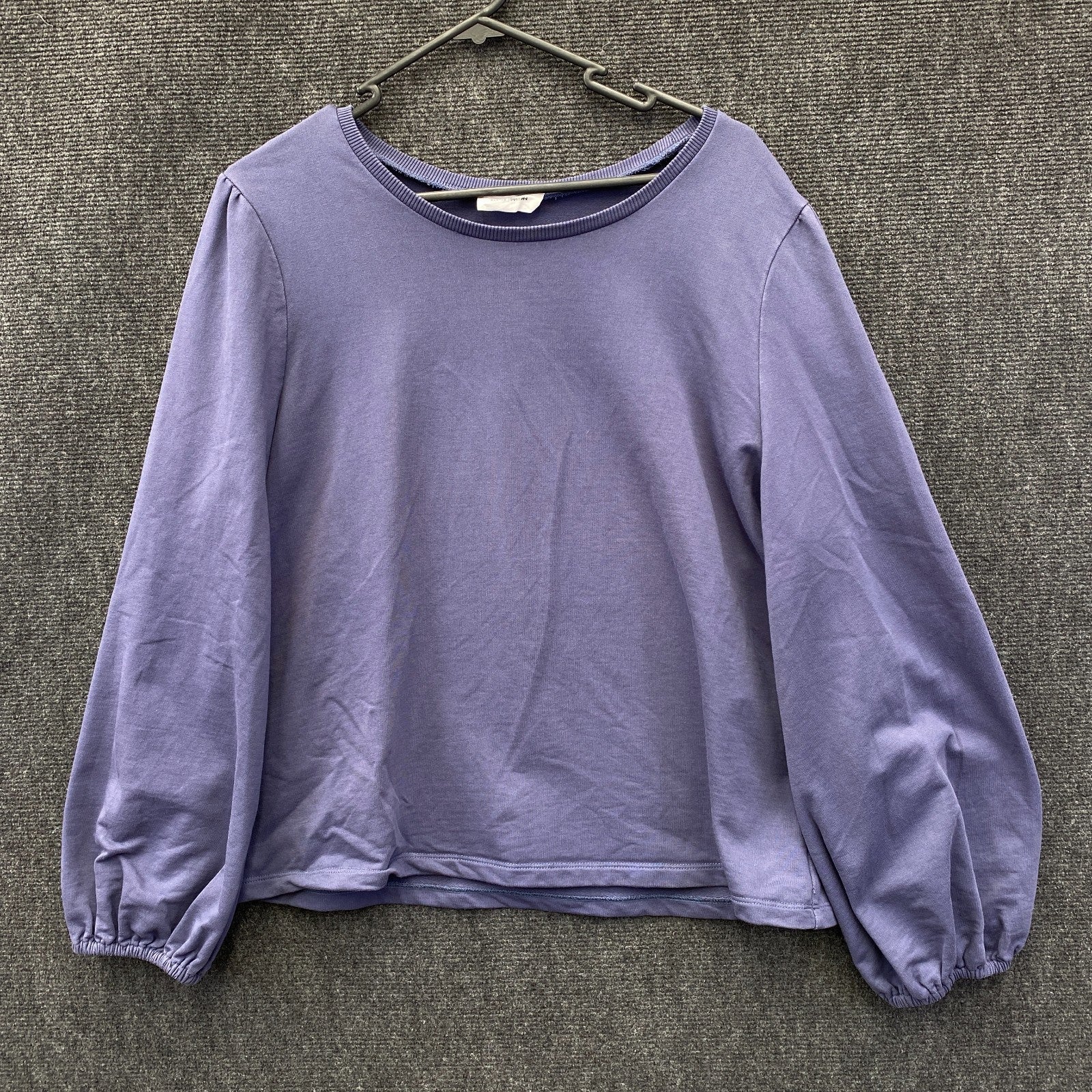 Product photograph [circular:9bb2e7dc047751c5]