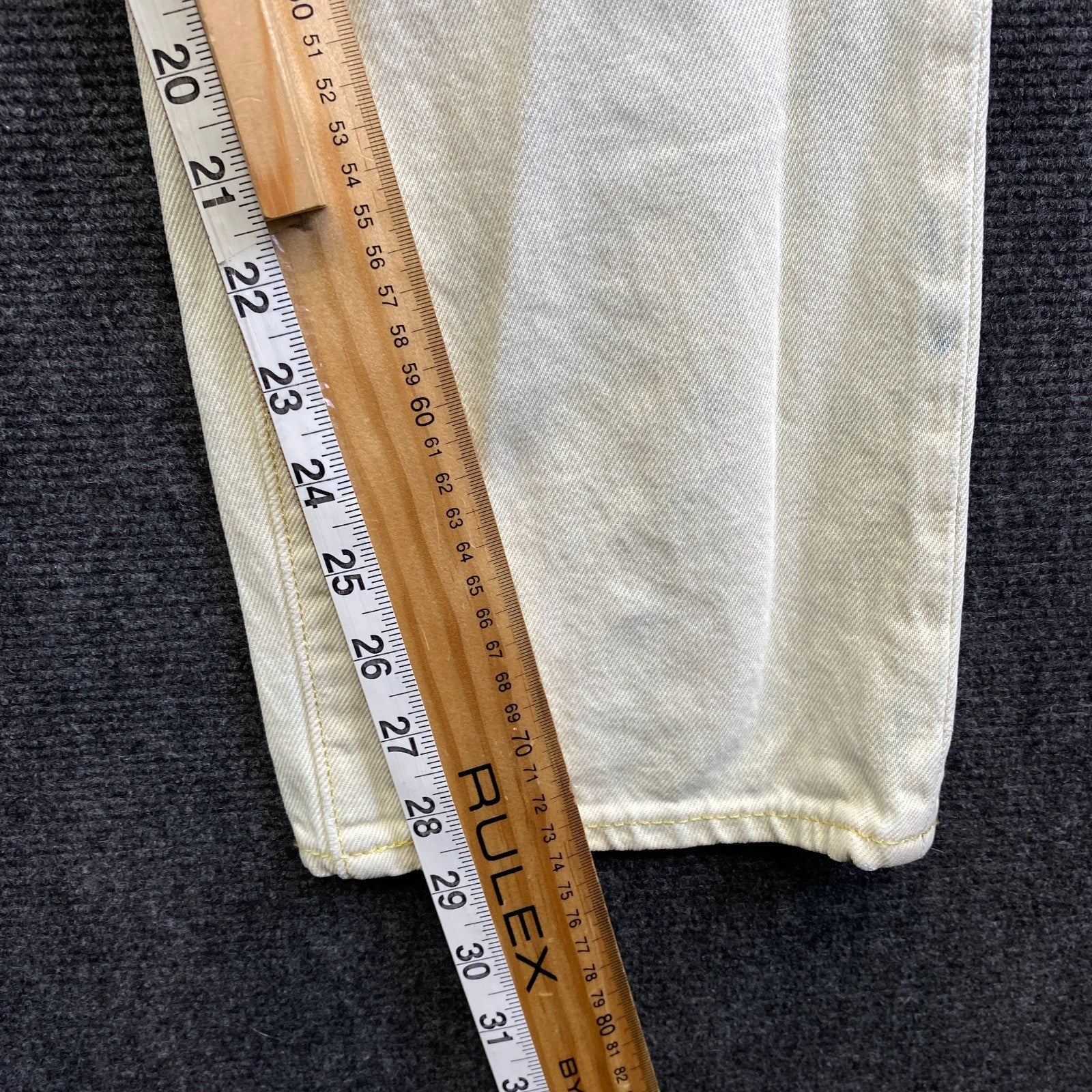 Product photograph [circular:3e42eef750f751bf]