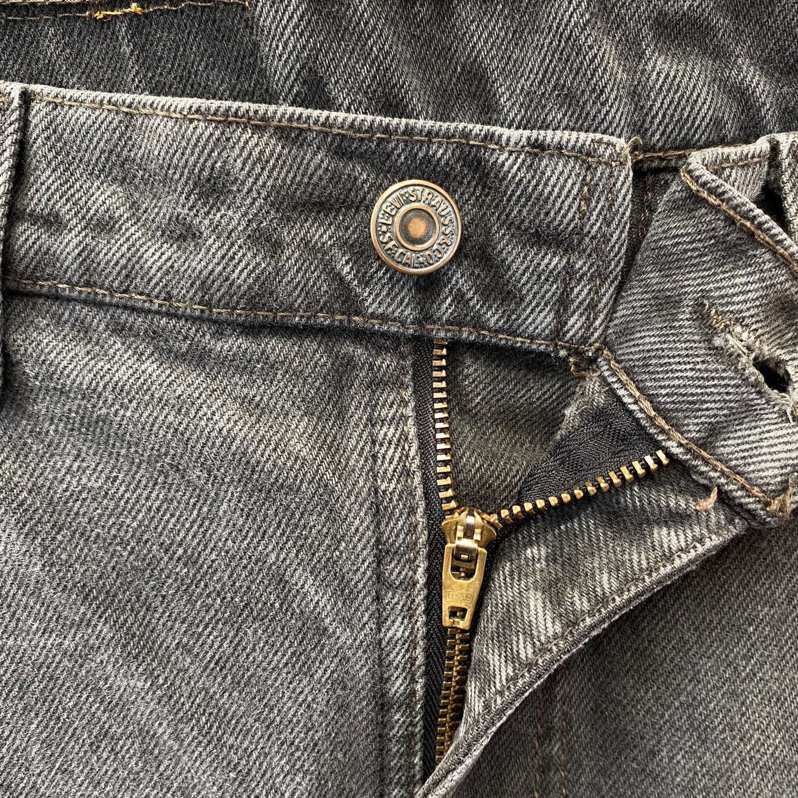 Product photograph [circular:8890f5850171bf57]