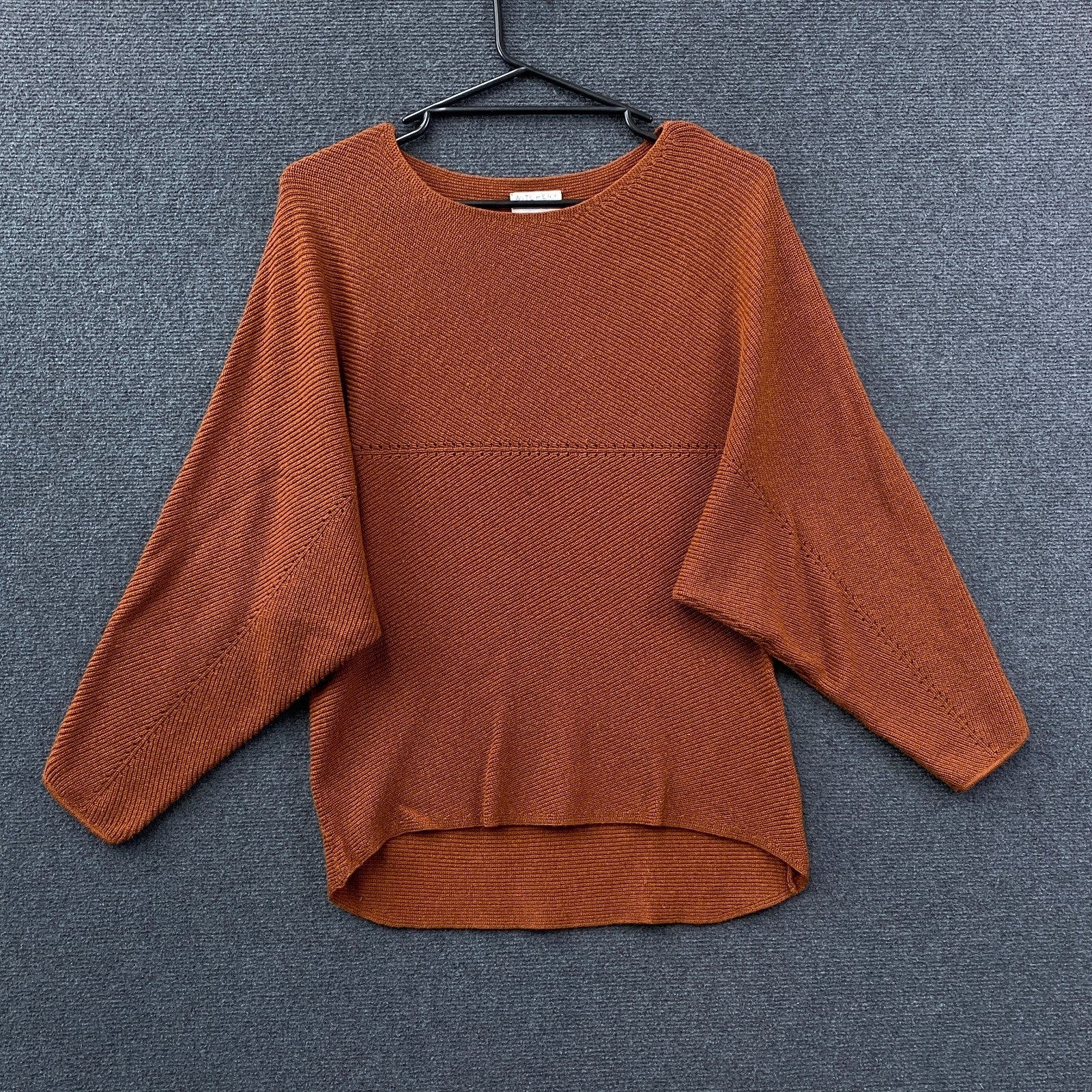 Product photograph [circular:aae3c090391ae79f]