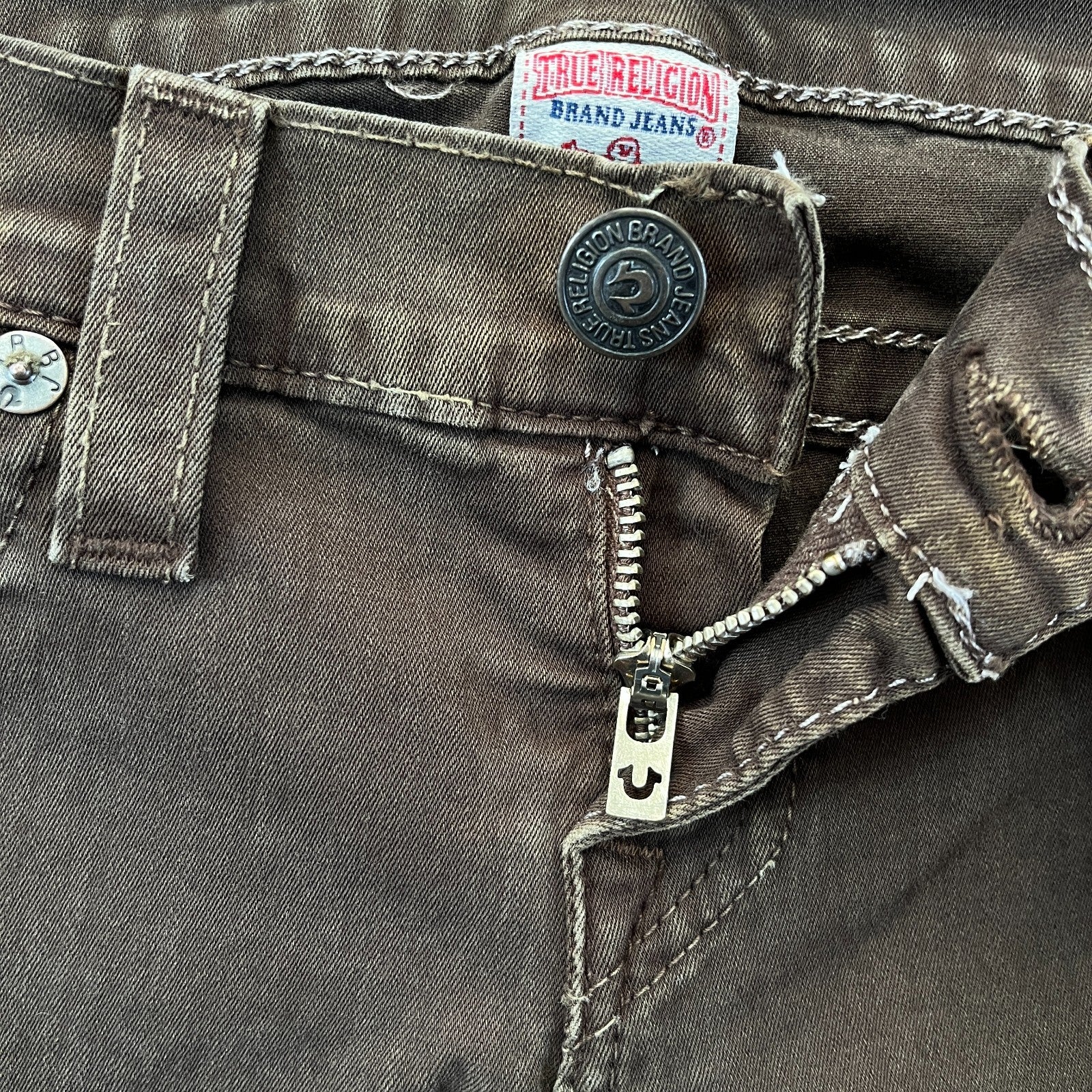 Product photograph [circular:e8cca8ad2eccd032]