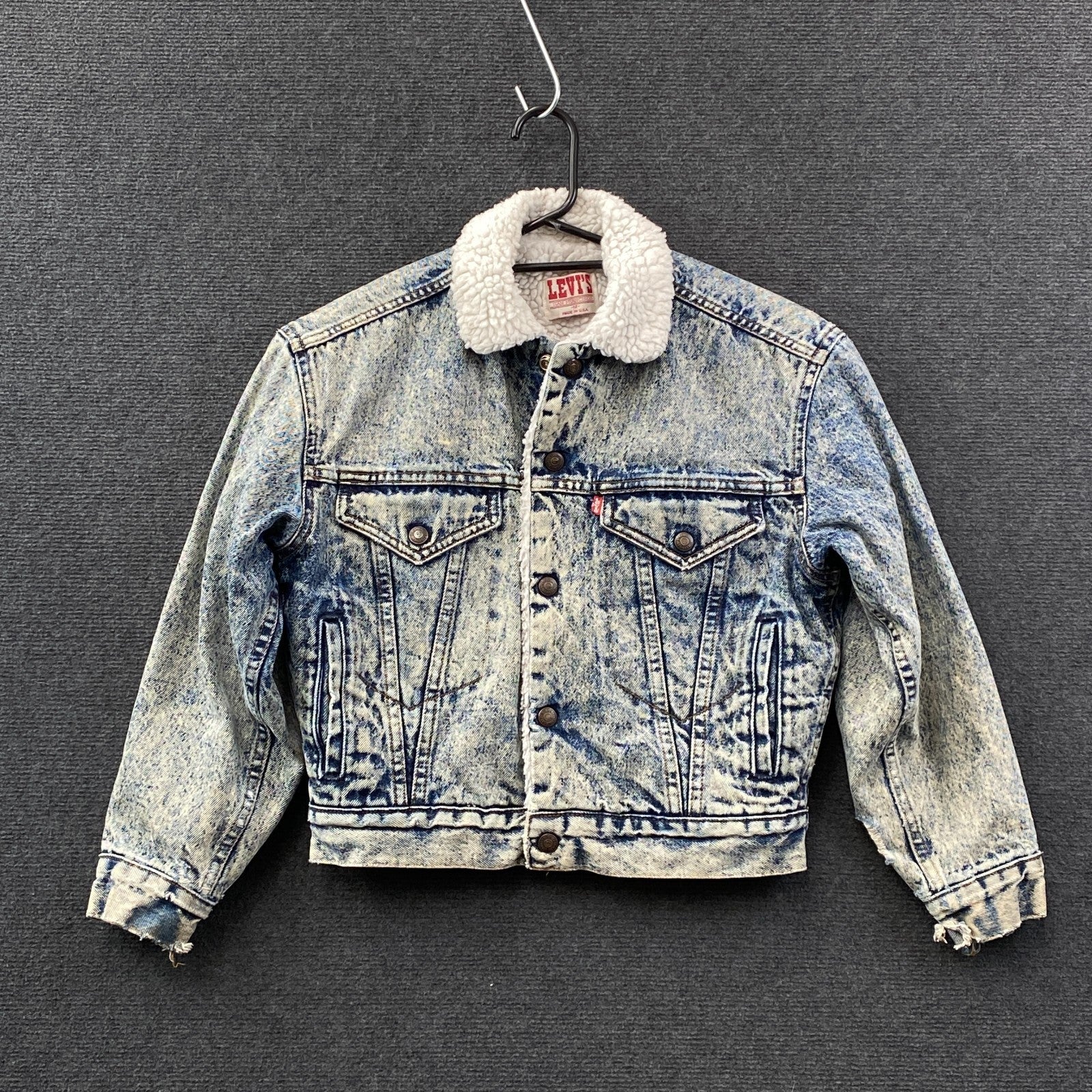 Product photograph [circular:bc68a29ce10b2f0b]