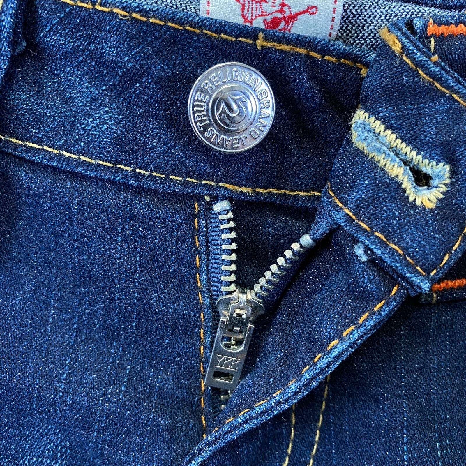 Product photograph [circular:d79ae8892bf2b73f]