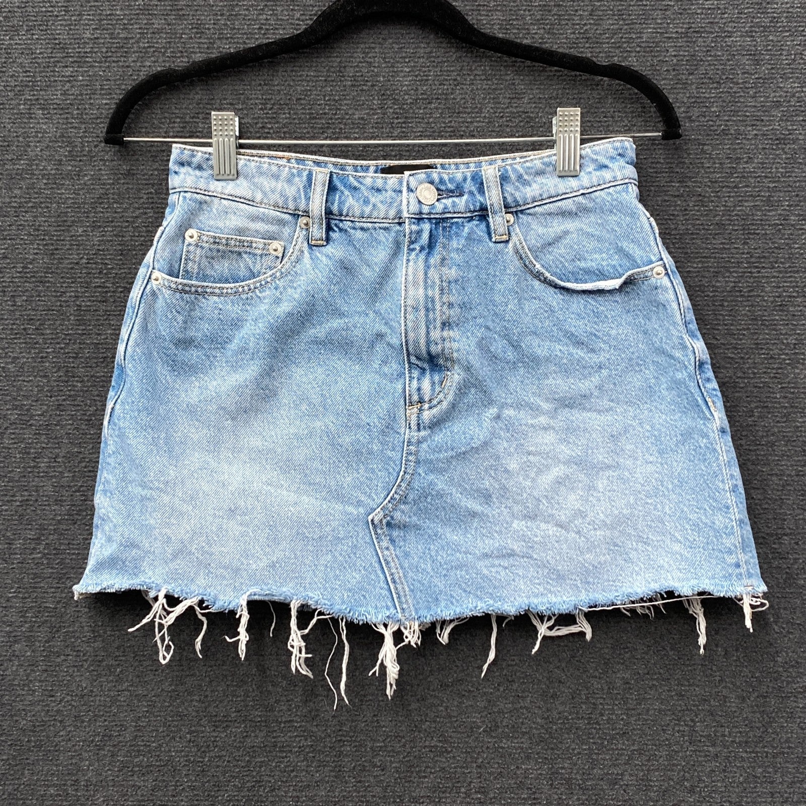 Product photograph [circular:ef9ef9fc3667b7a9]