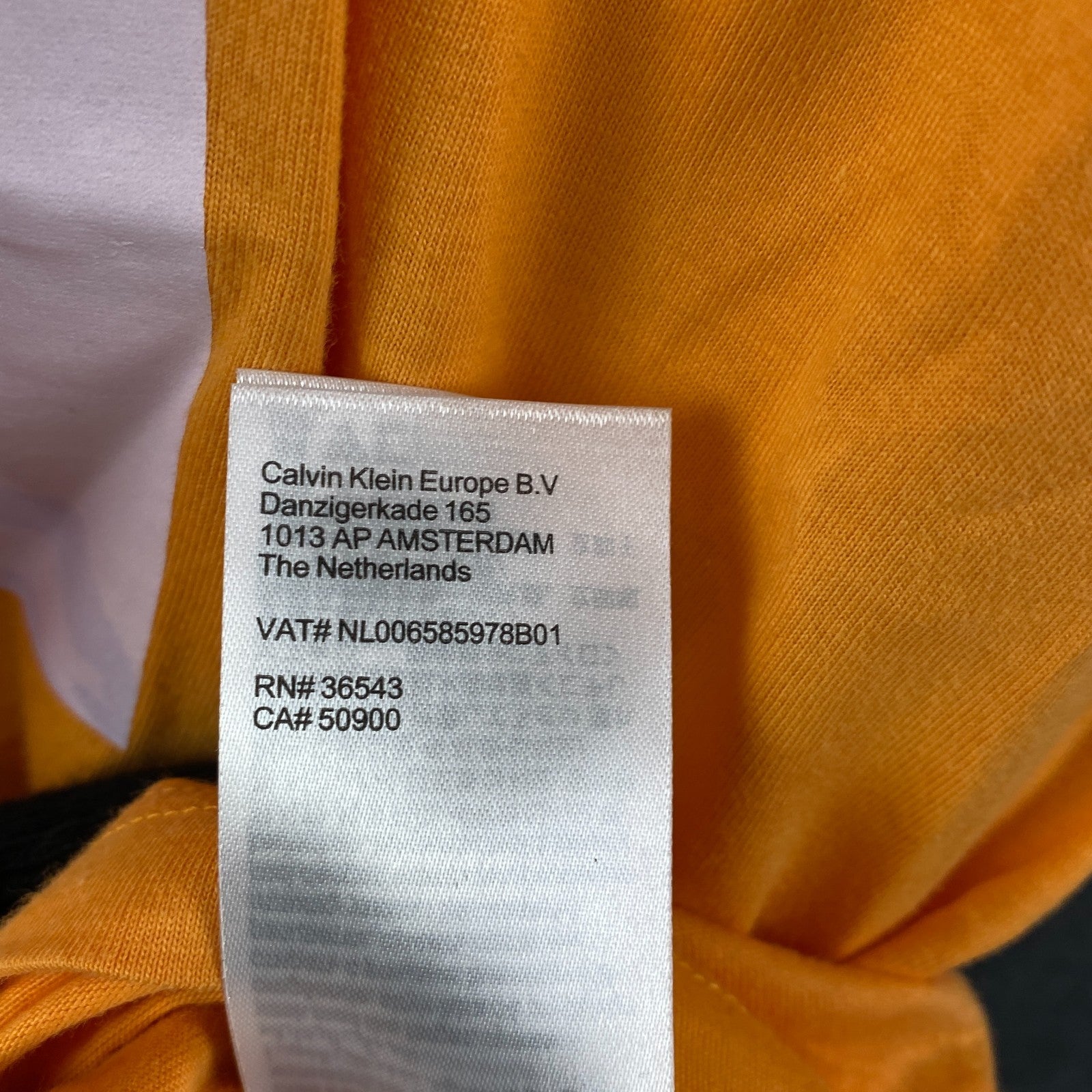 Product photograph [circular:f79a3bad9677e329]
