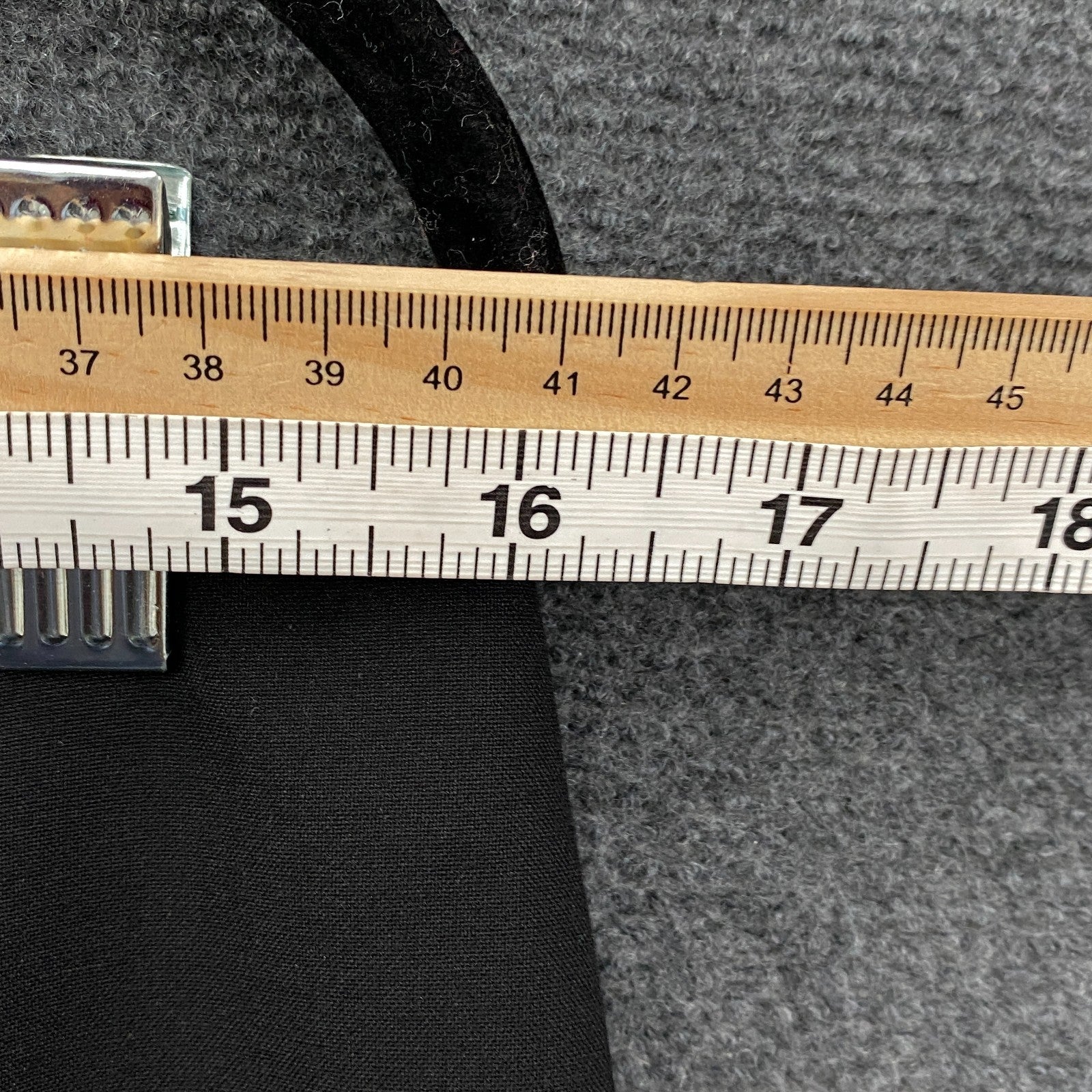 Product photograph [circular:e69f8594919c8427]