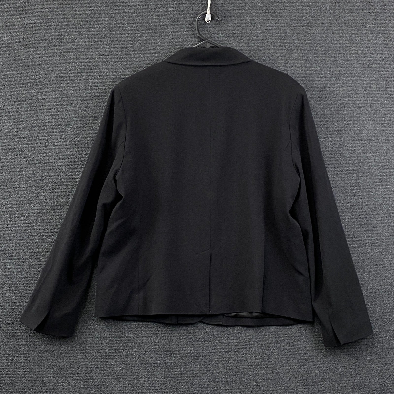 Product photograph [circular:a6eb28b5f4c4fae7]