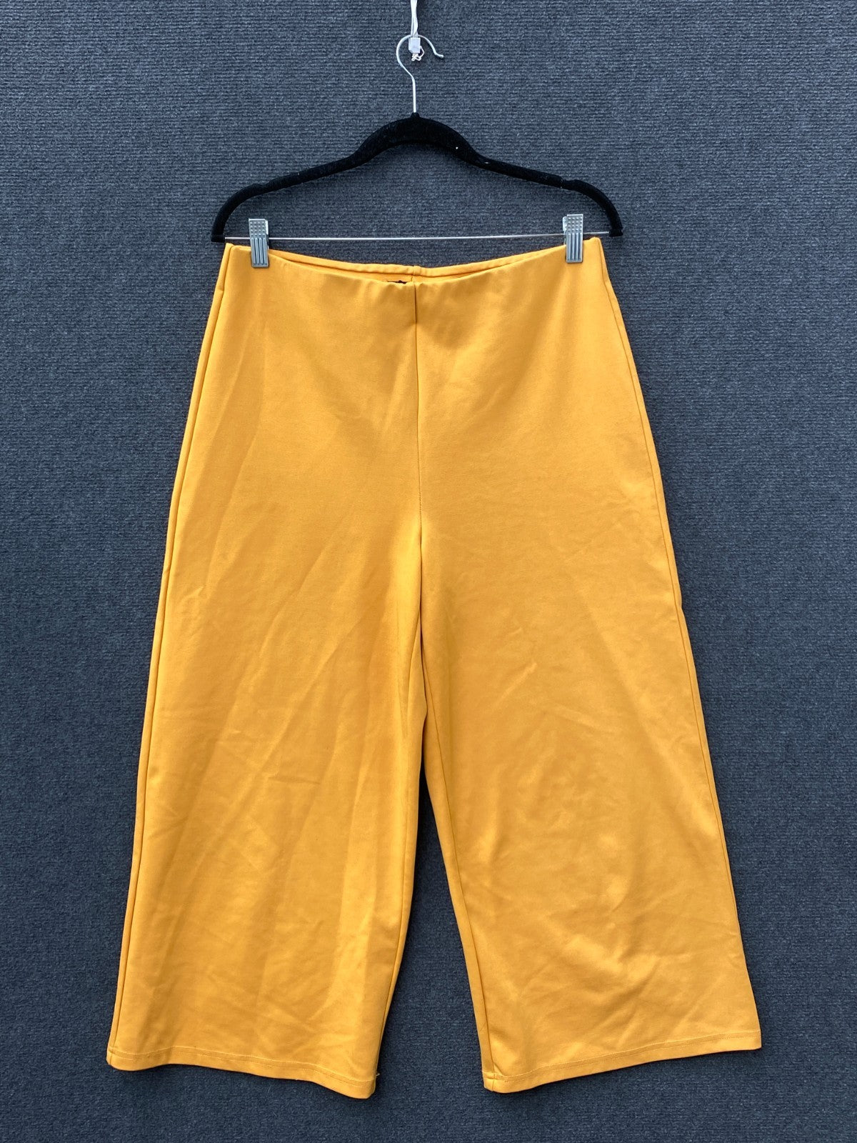 Product photograph [circular:4de7cee6ca572725]