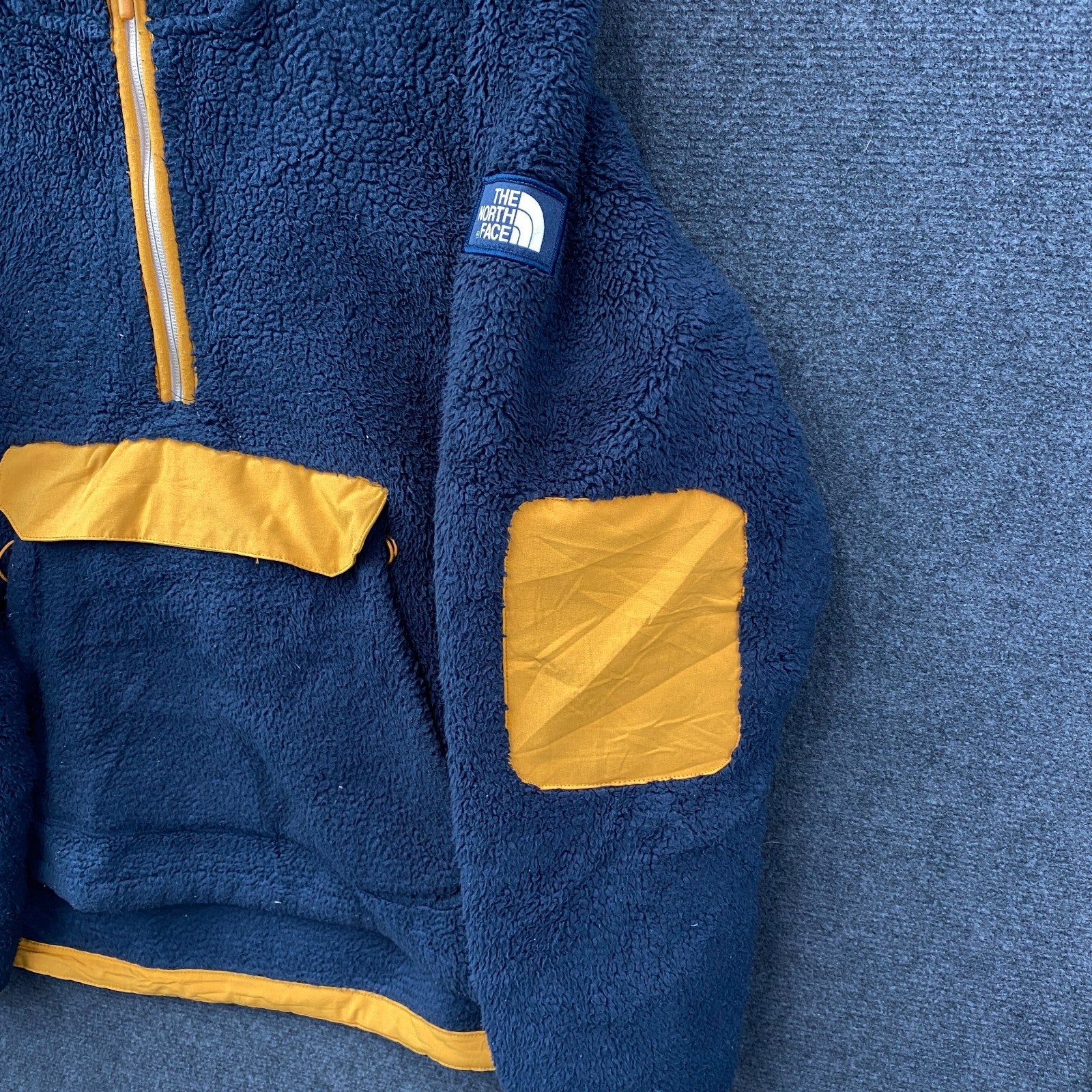 Product photograph [circular:cfa98aa6427da73e]