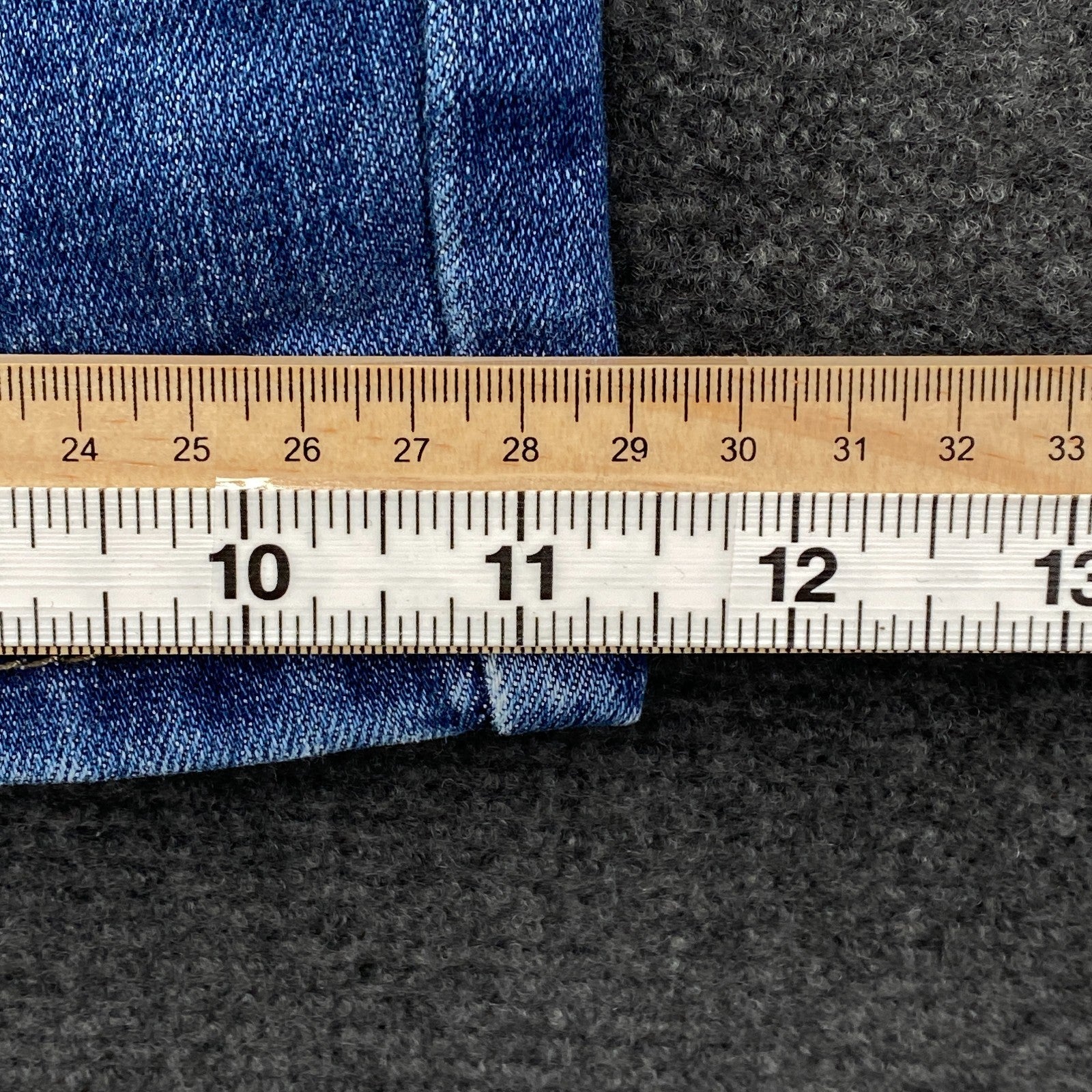 Product photograph [circular:ac319387f5f1e54e]
