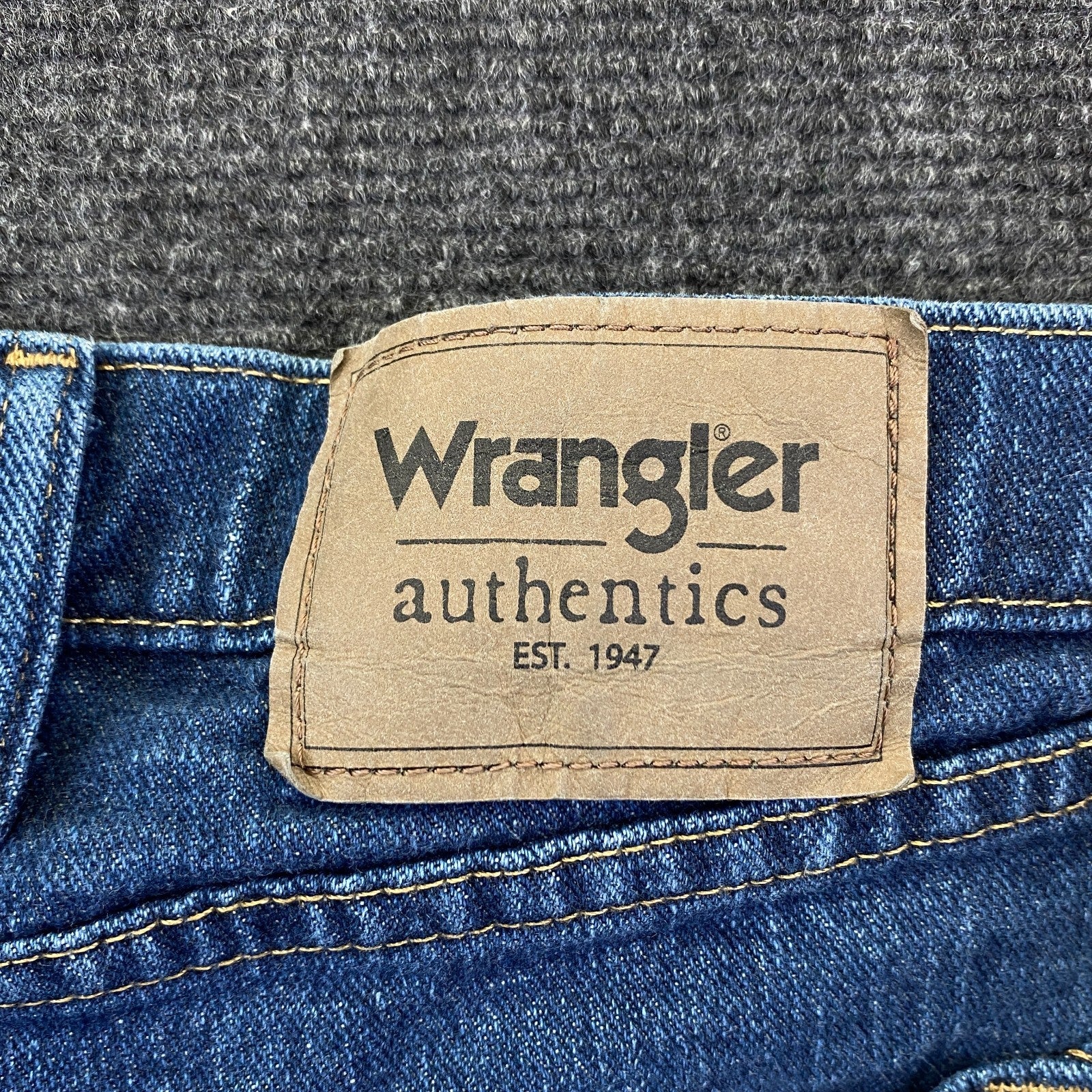 Product photograph [circular:f481127fc59a51bd]