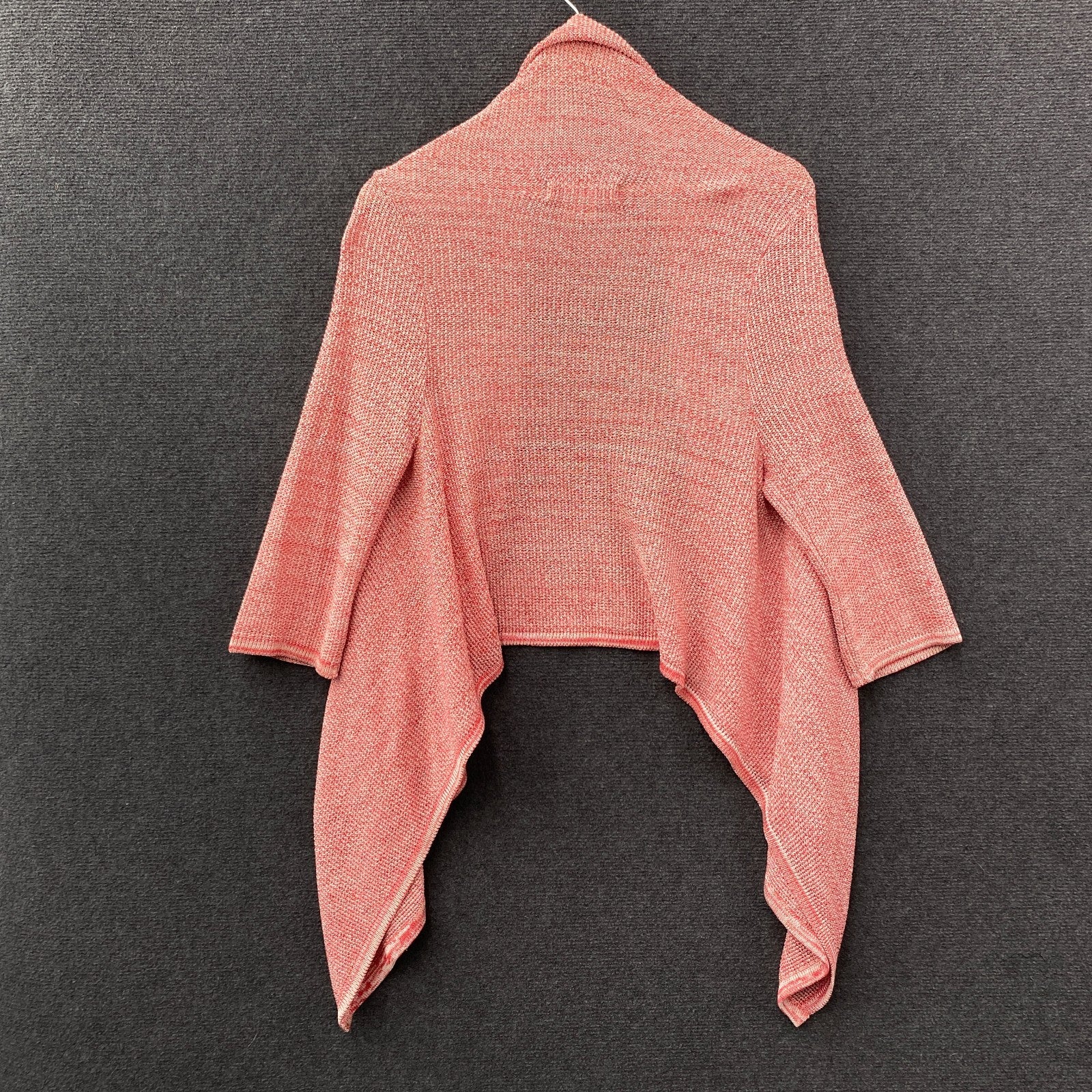 Product photograph [circular:fe8bbfa8762492e5]
