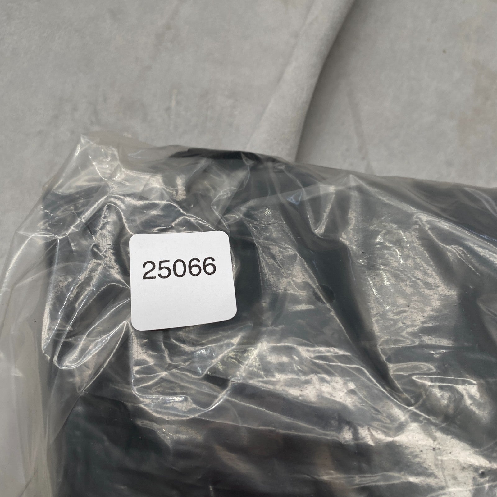 Product photograph [circular:7f736f5433f68394]